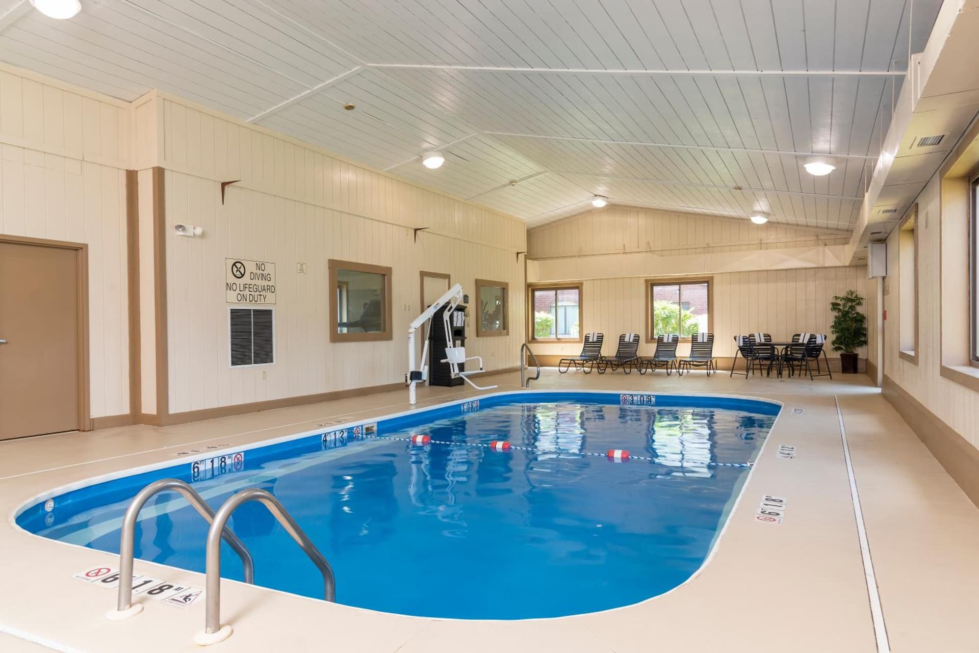 Best Western Dutch Valley Inn gallery photo in New Philadelphia, OH — image 7