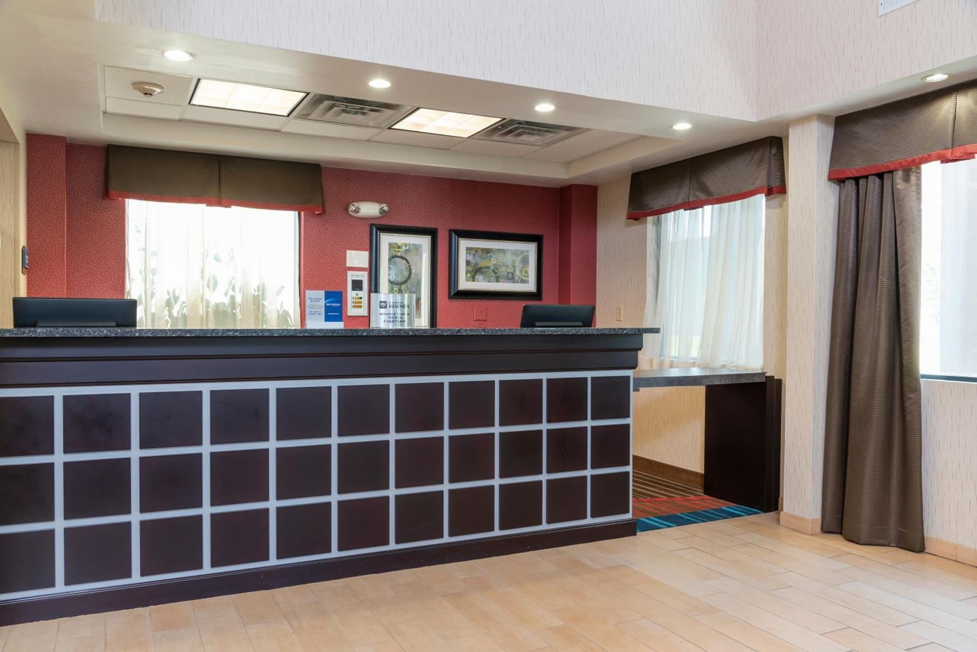 Best Western Dutch Valley Inn gallery photo in New Philadelphia, OH — image 5
