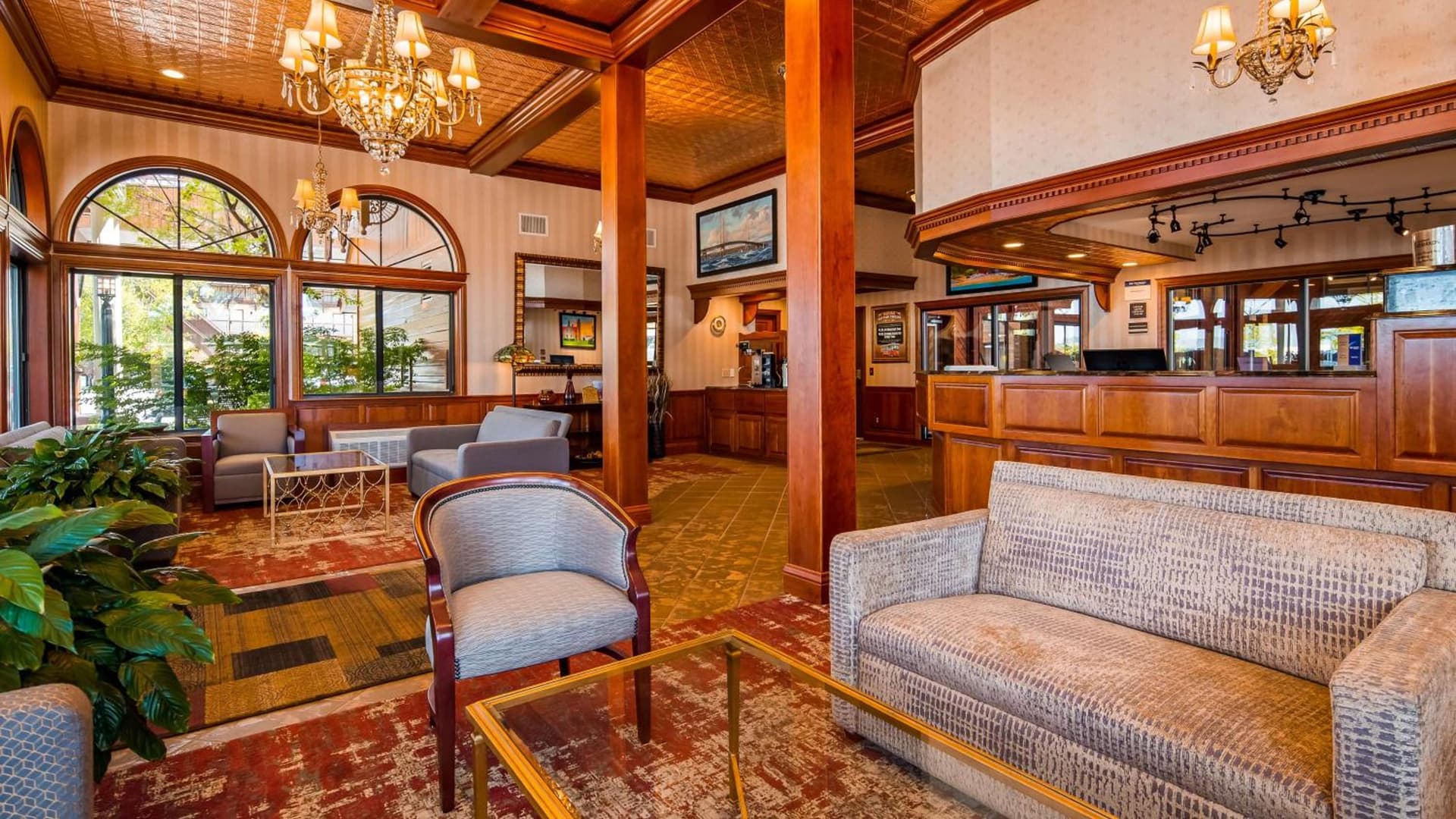 Best Western Plus Dockside Waterfront Inn interior in Mackinaw City, MI — gallery photo 2