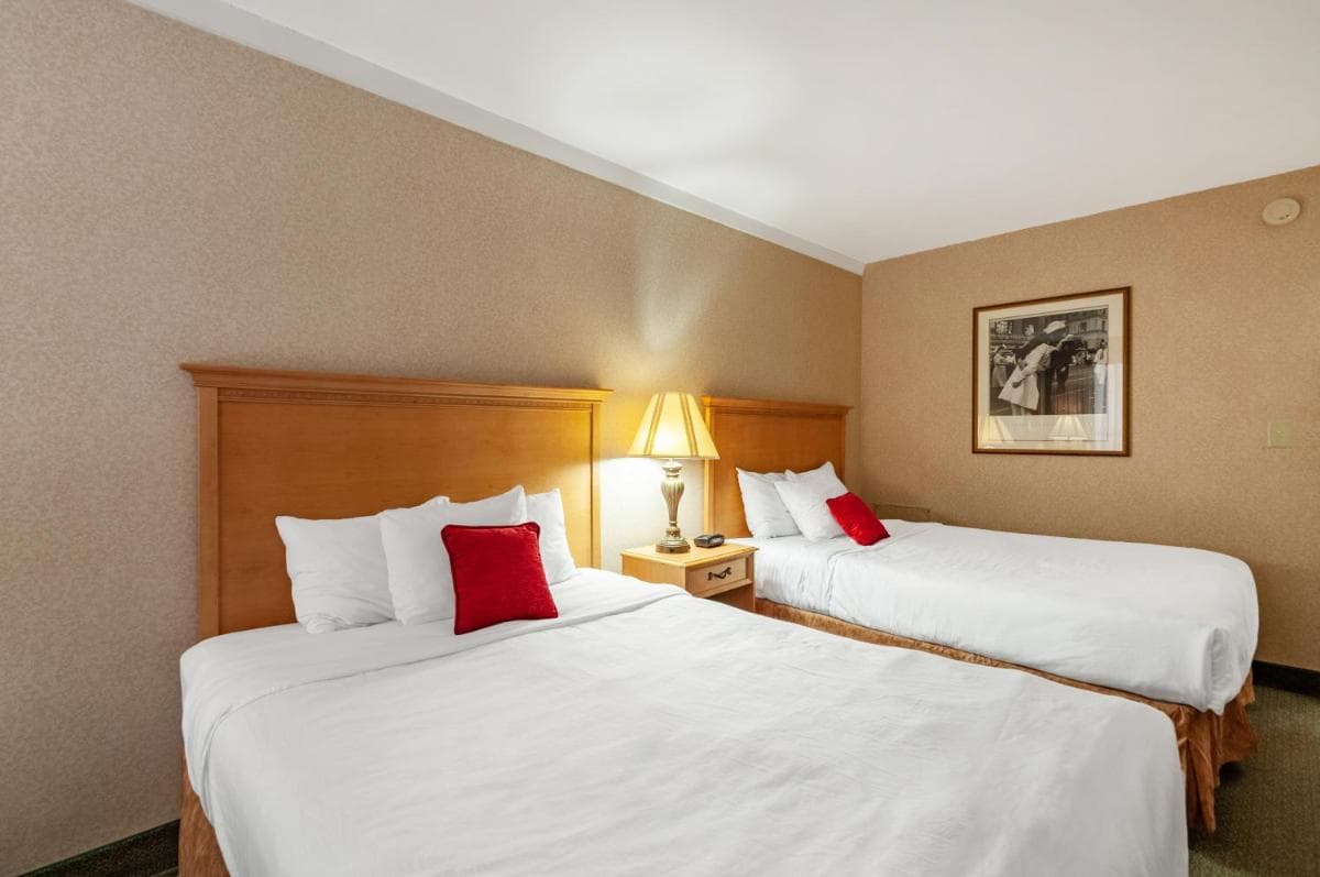 Red Lion Hotel Rosslyn Iwo Jima gallery photo in Arlington, VA — image 16