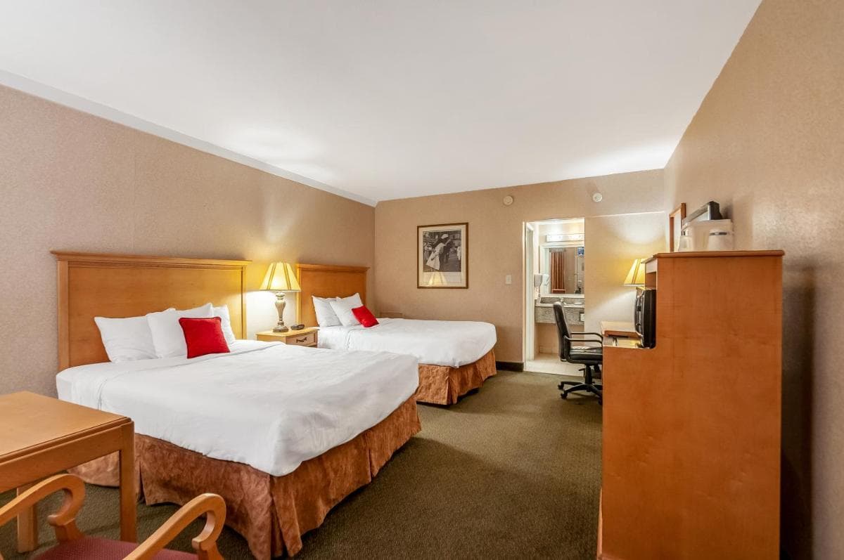 Red Lion Hotel Rosslyn Iwo Jima gallery photo in Arlington, VA — image 14
