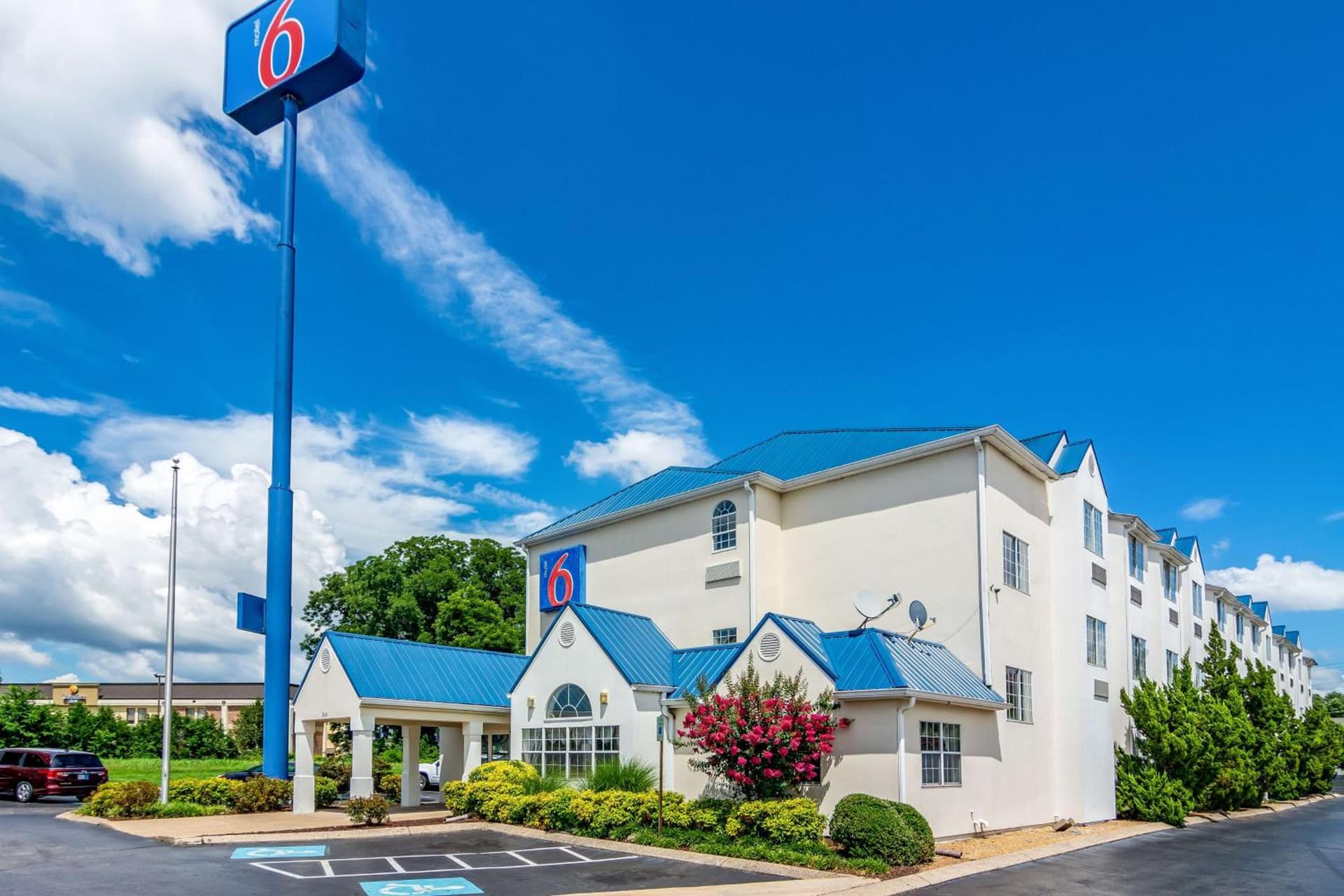 Motel 6 Chattanooga Downtown property views in Chattanooga, TN — gallery photo 3