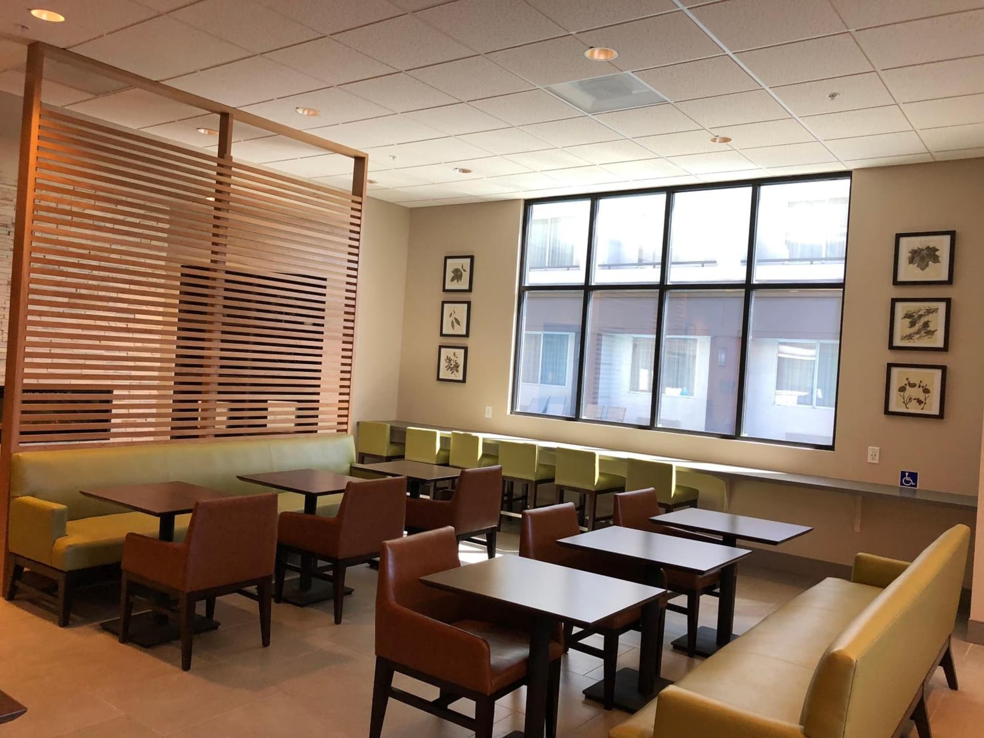 Country Inn & Suites by Radisson, San Jose International Airport, CA gallery photo in San Jose, CA — image 59