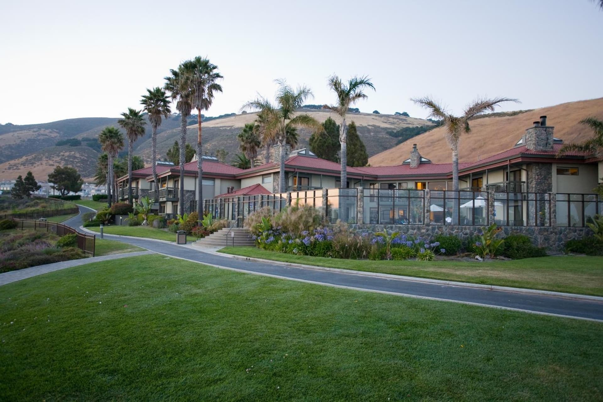 Inn at the Cove gallery photo in Pismo Beach, CA — image 10