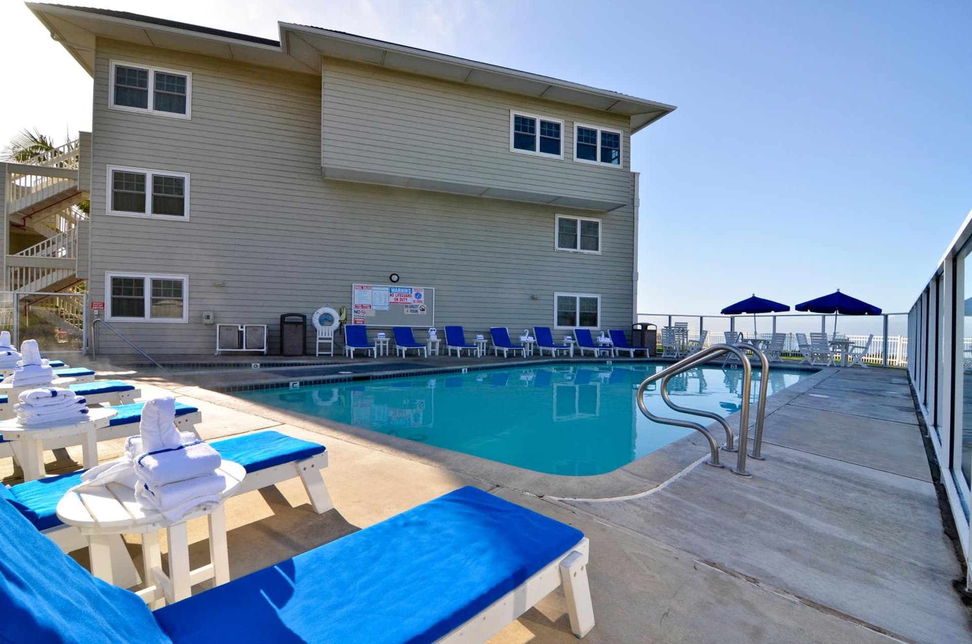 Pismo Lighthouse Suites gallery photo in Pismo Beach, CA — image 25