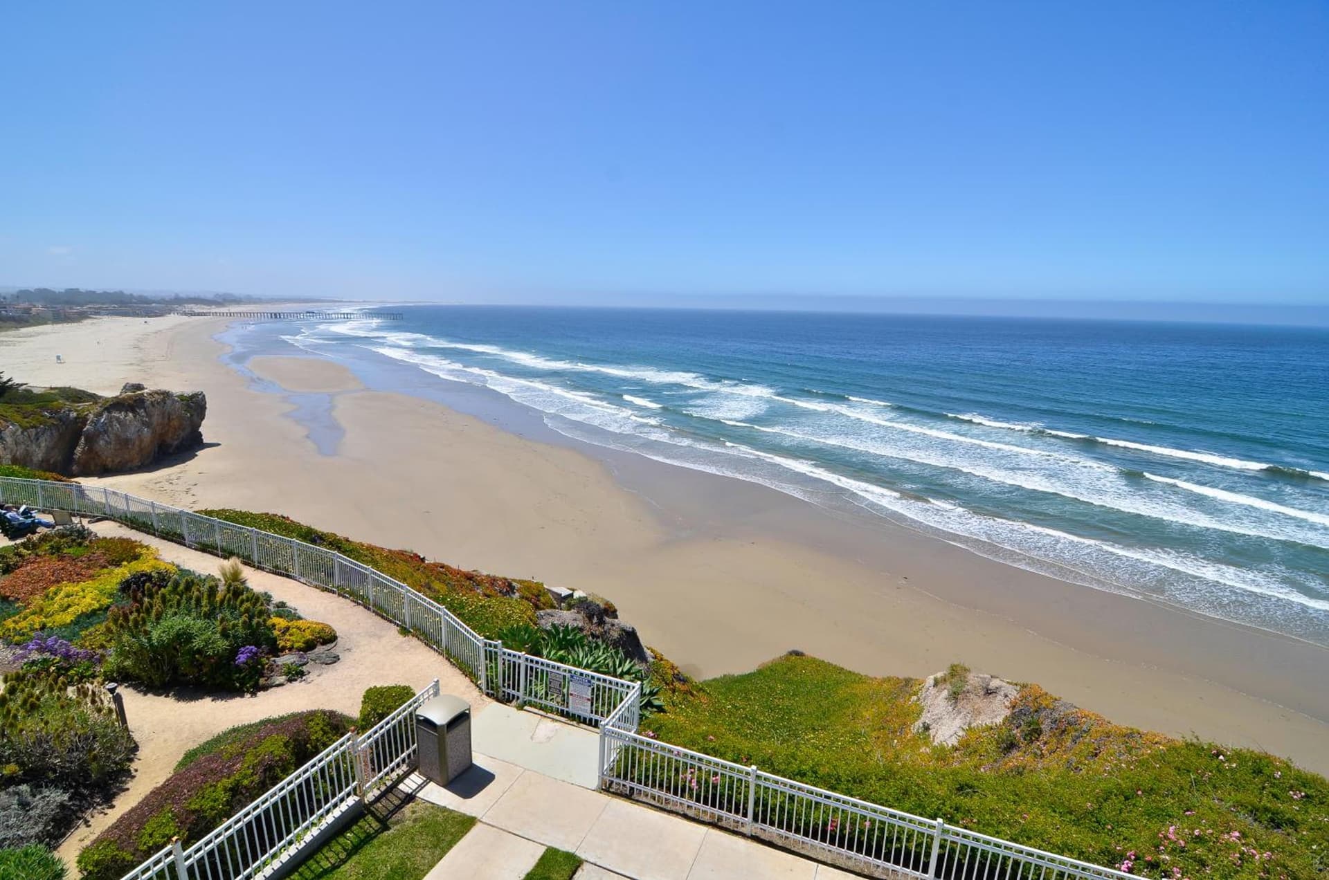Pismo Lighthouse Suites gallery photo in Pismo Beach, CA — image 11