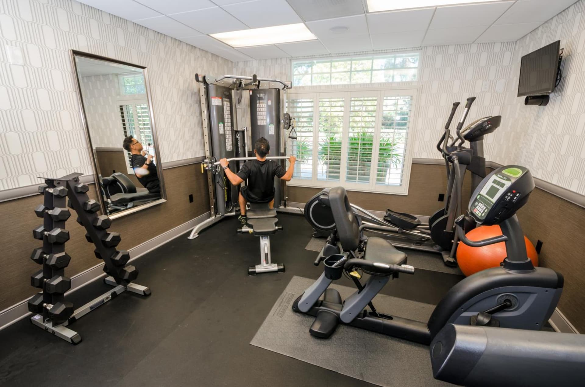 West Inn & Suites gallery photo in Carlsbad, CA — image 7