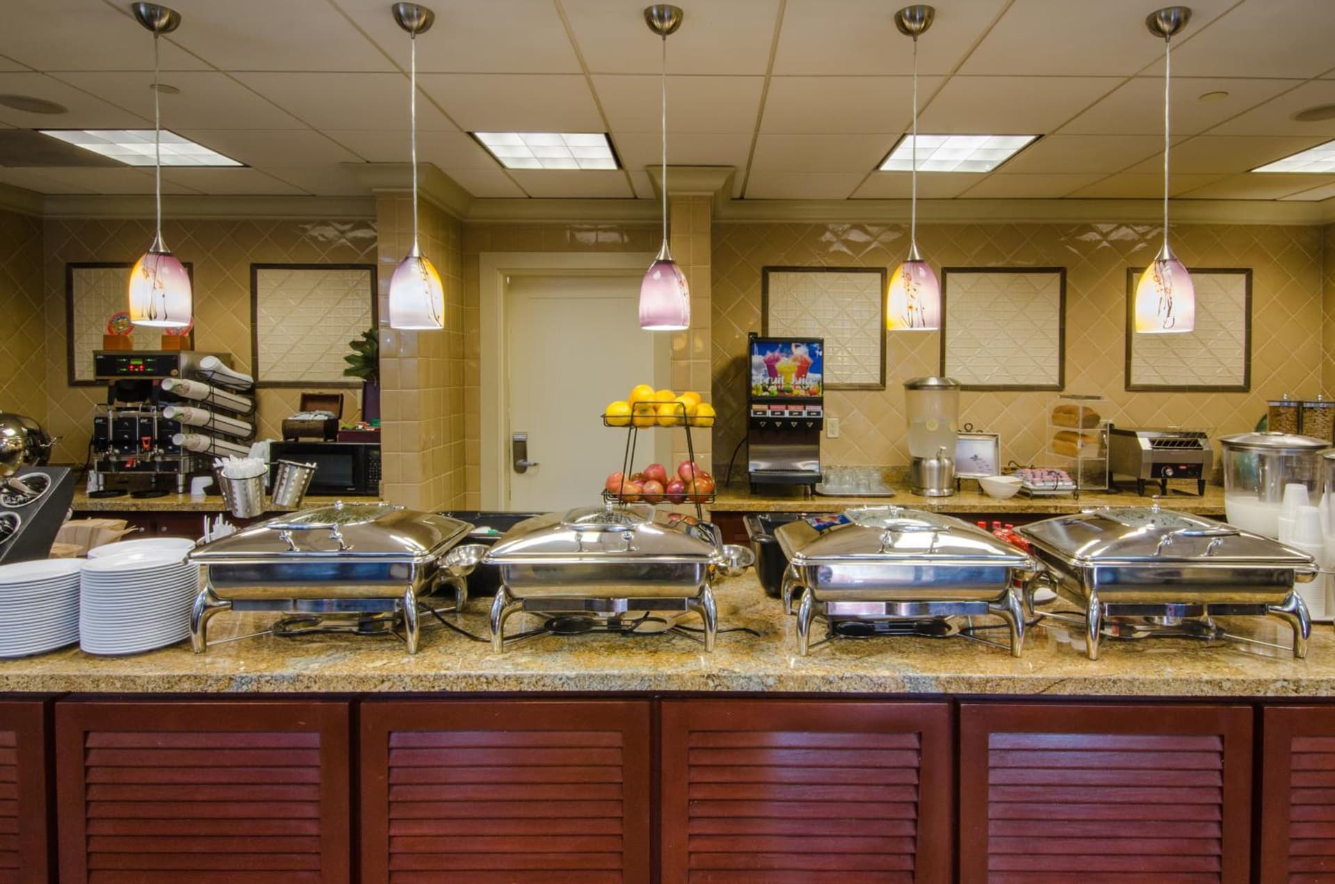 West Inn & Suites gallery photo in Carlsbad, CA — image 10