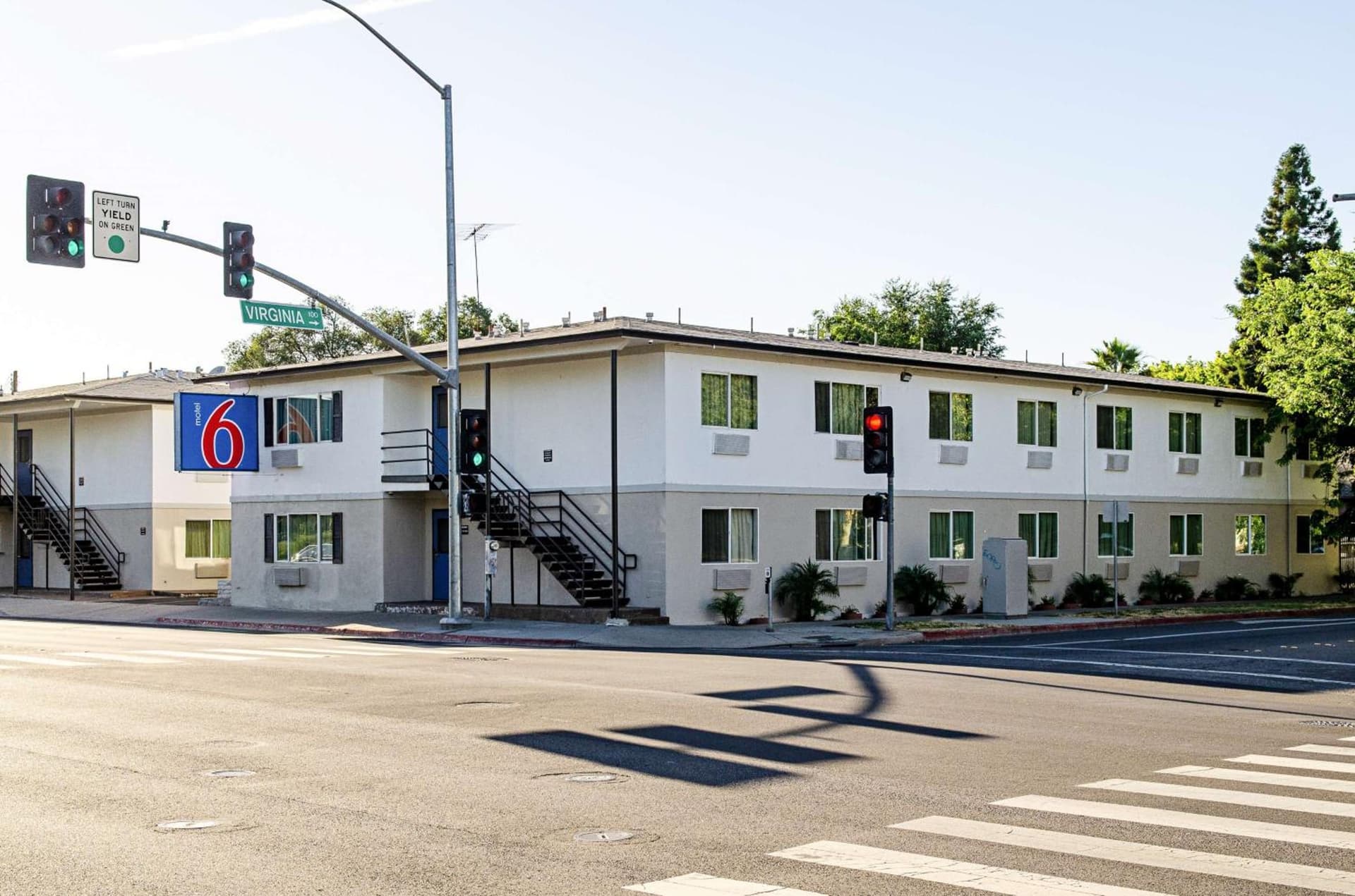 Motel 6-Modesto, CA - Downtown — hotel in Modesto, California