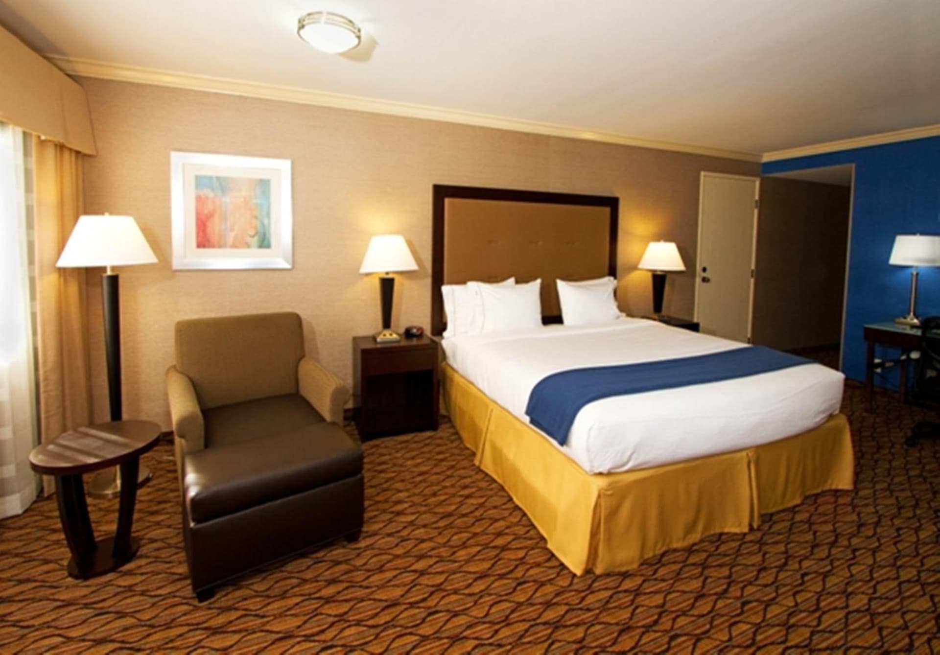 Holiday Inn Express Port Hueneme by IHG gallery photo in Port Hueneme, CA — image 10