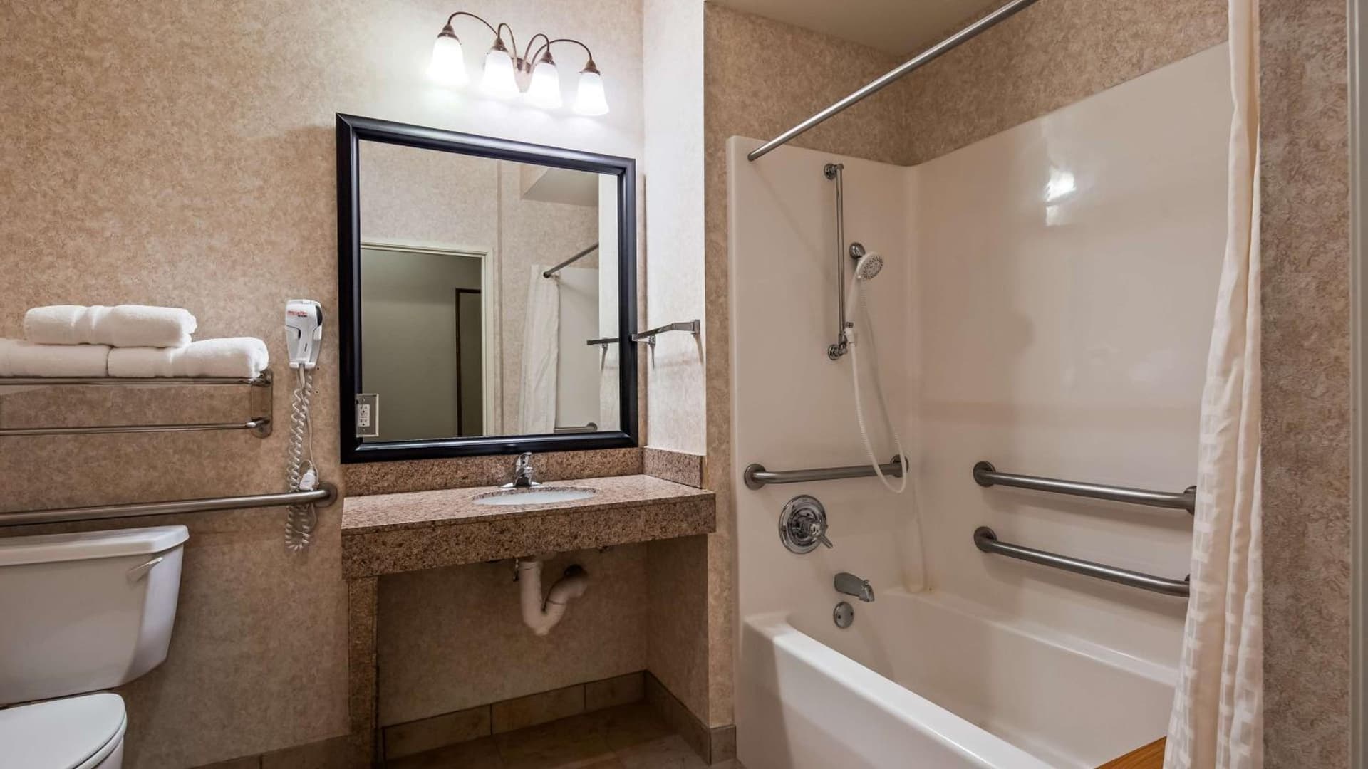 Best Western Longview gallery photo in Longview, TX — image 9