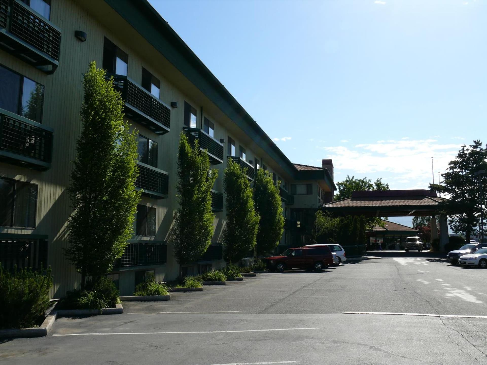 Rogue Regency Inn Medford Airport gallery photo in Medford, OR — image 23