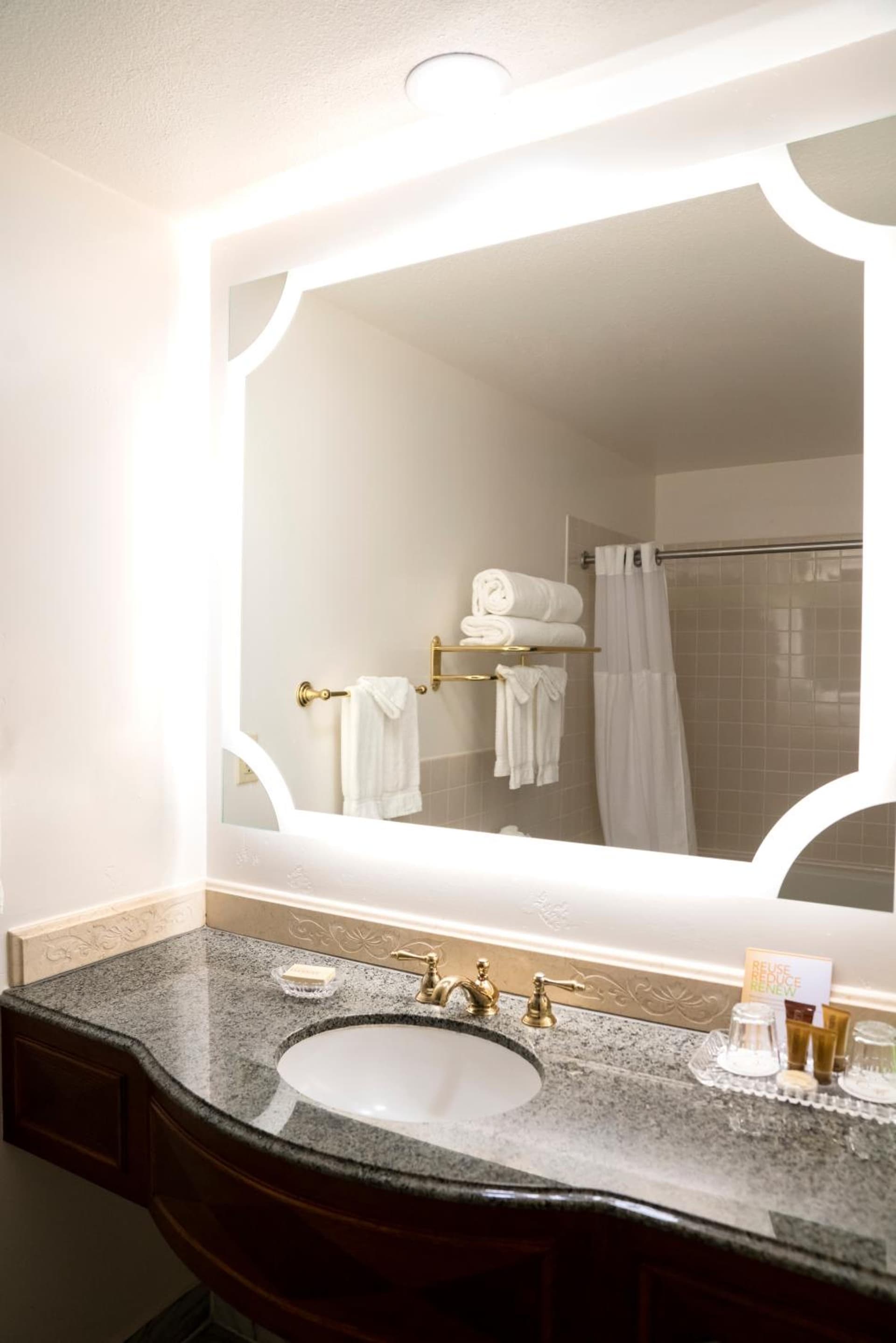 Ayres Hotel Costa Mesa Newport Beach gallery photo in Costa Mesa, CA — image 62