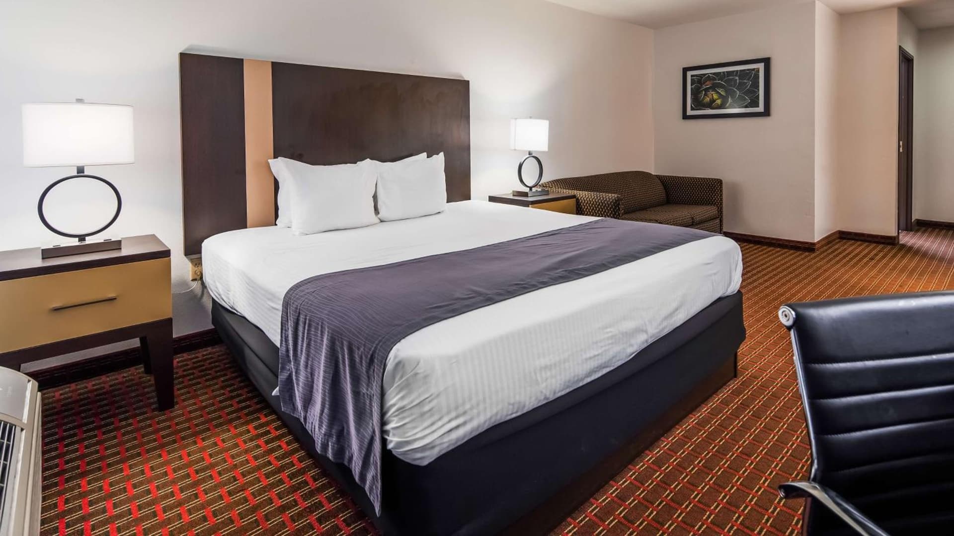 Best Western Inn & Suites property views in Copperas Cove, TX — gallery photo 3