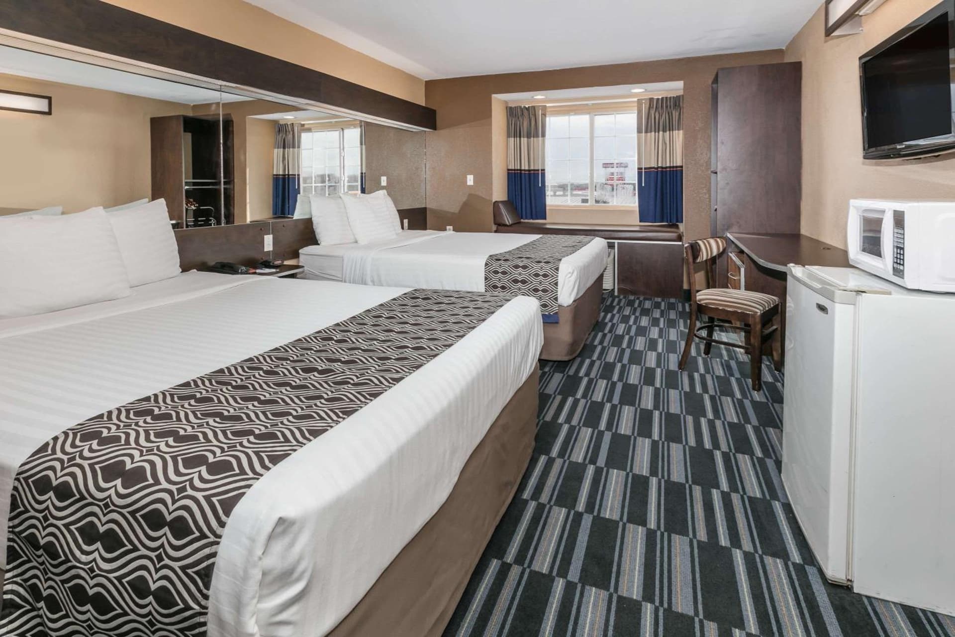 Microtel Inn and Suites Lafayette gallery photo in Lafayette, LA — image 36