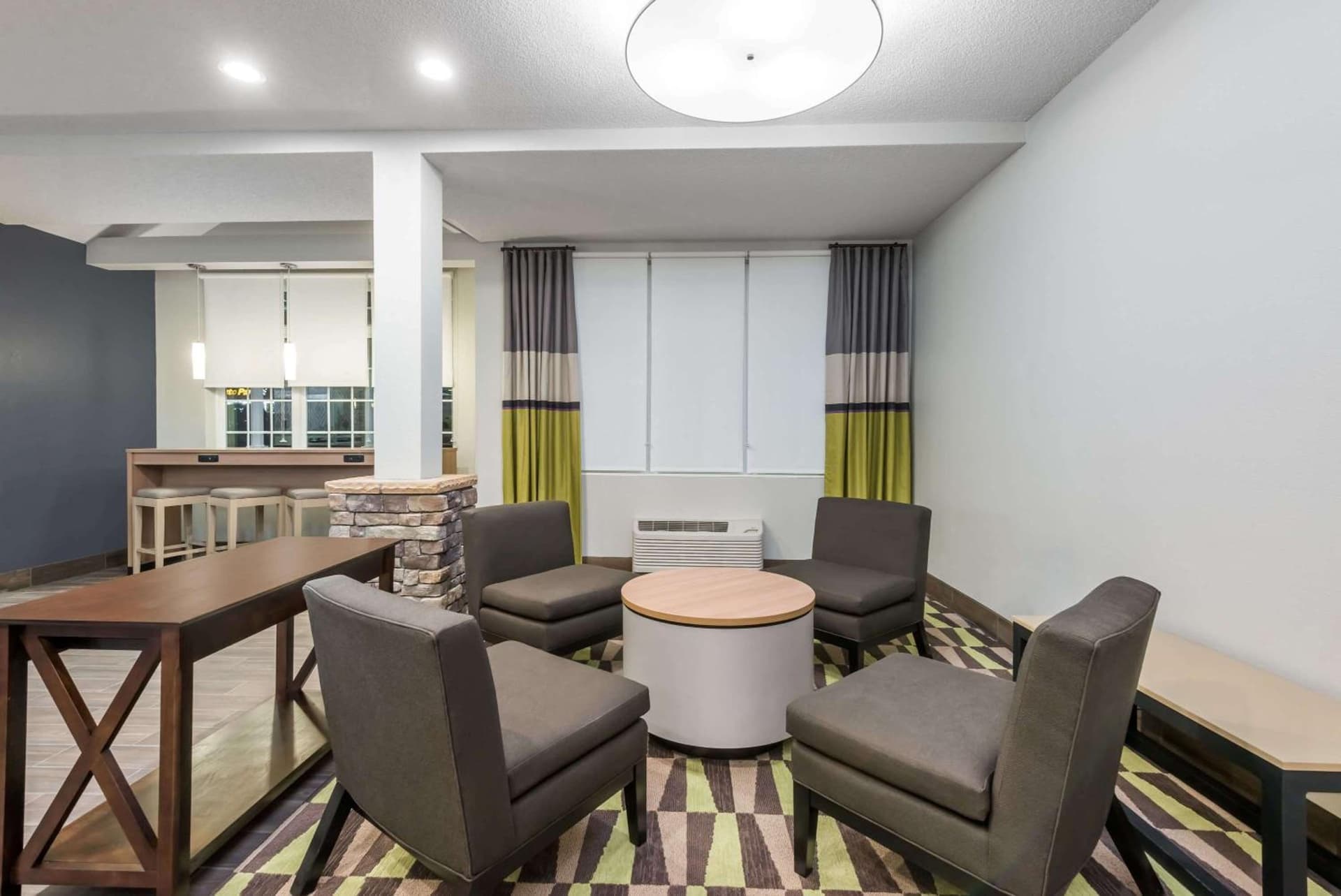 Microtel Inn & Suites by Wyndham New Martinsville property views in New Martinsville, WV — gallery photo 3
