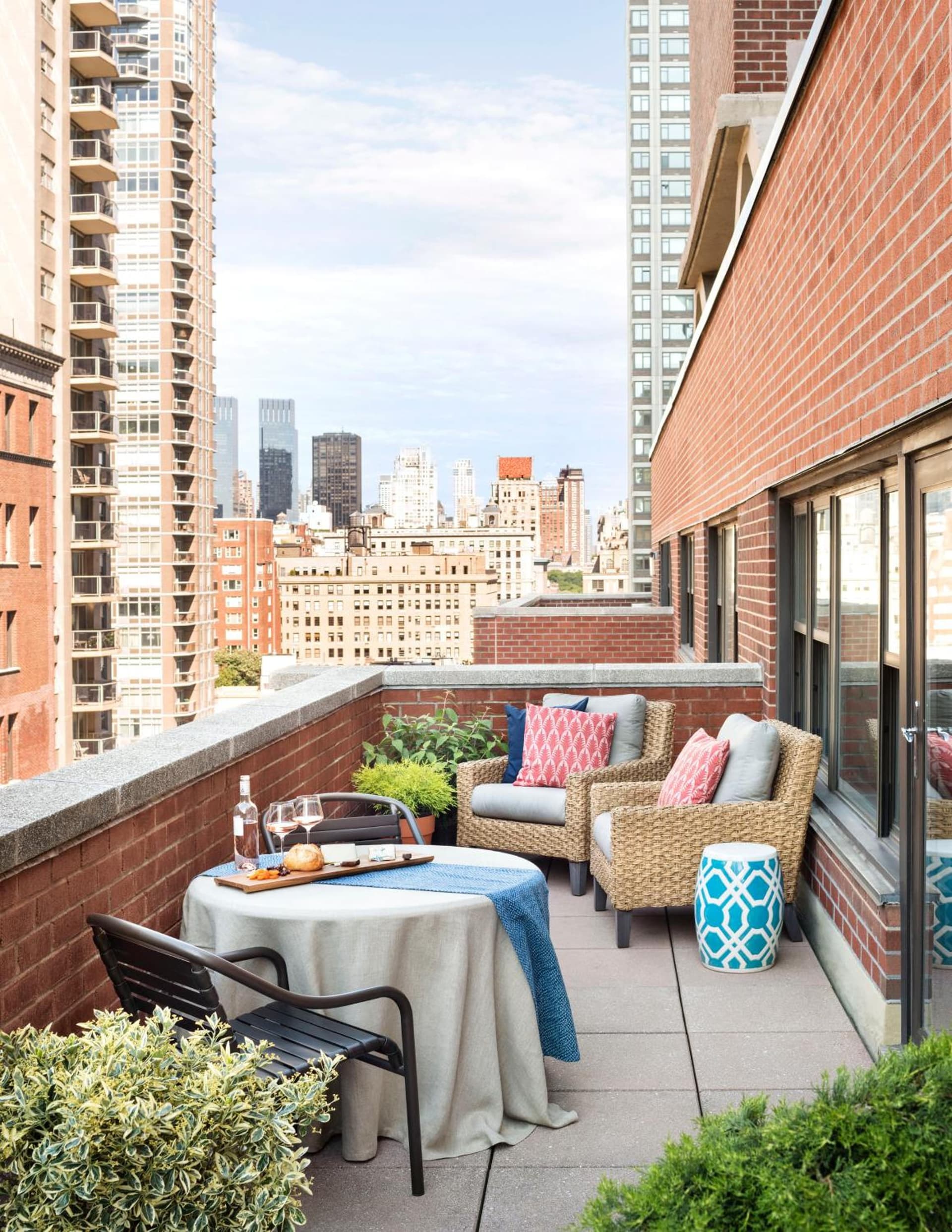 The Gardens Sonesta ES Suites New York gallery photo in New York, NY — image 18