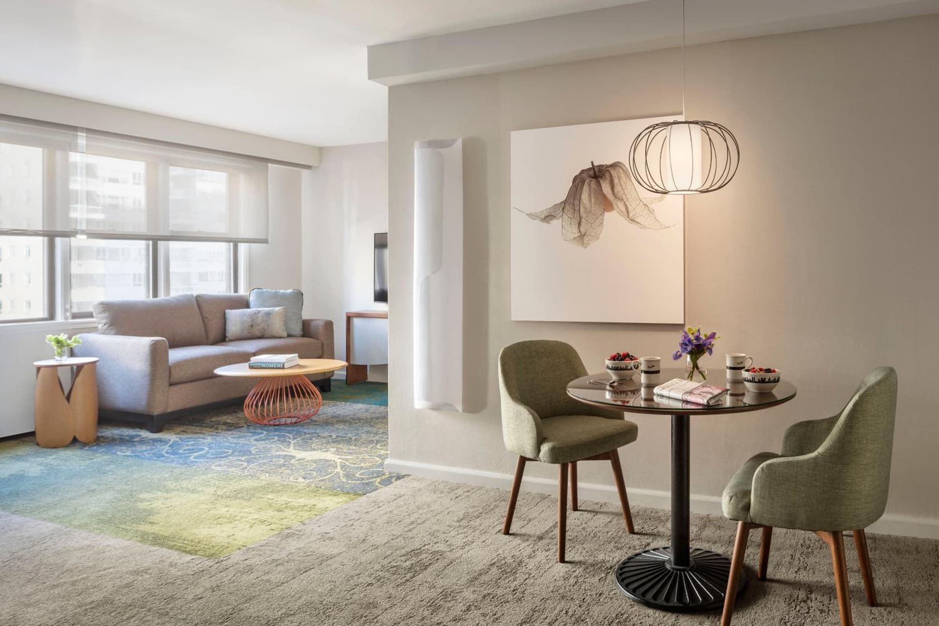 The Gardens Sonesta ES Suites New York gallery photo in New York, NY — image 30