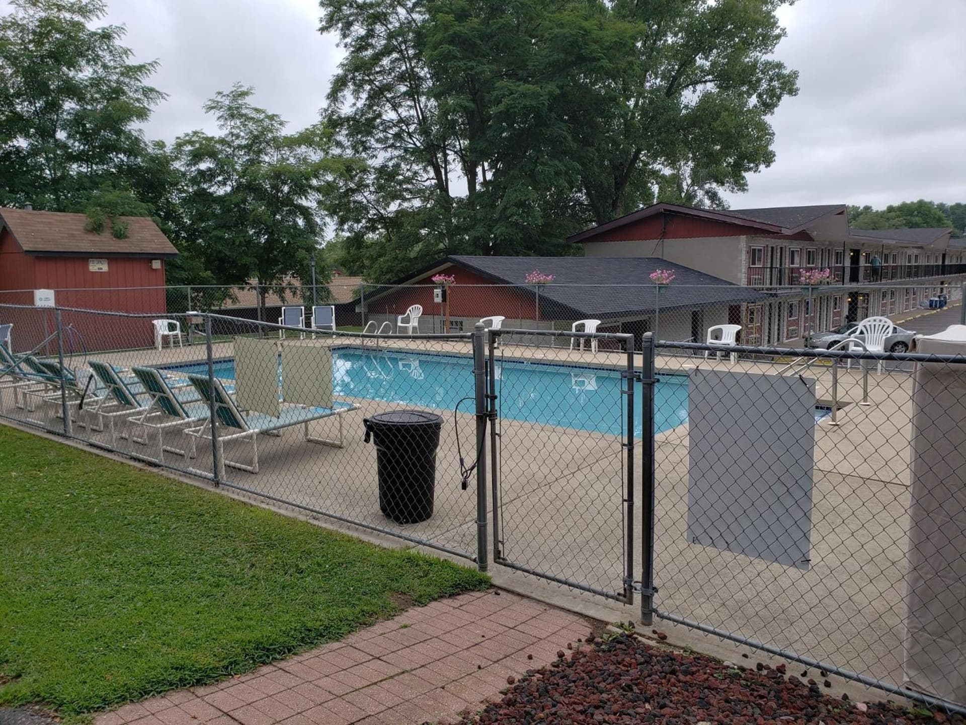 Woodside Dells Hotel & Suites property views in Wisconsin Dells, WI — gallery photo 3