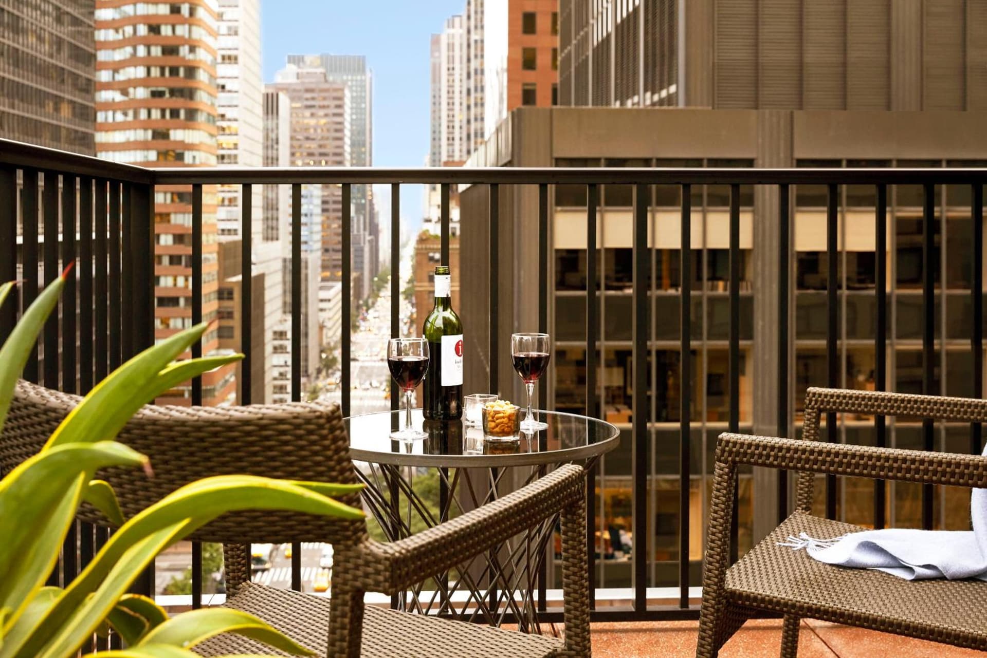 The Fifty Sonesta Hotel New York interior in New York, NY — gallery photo 2