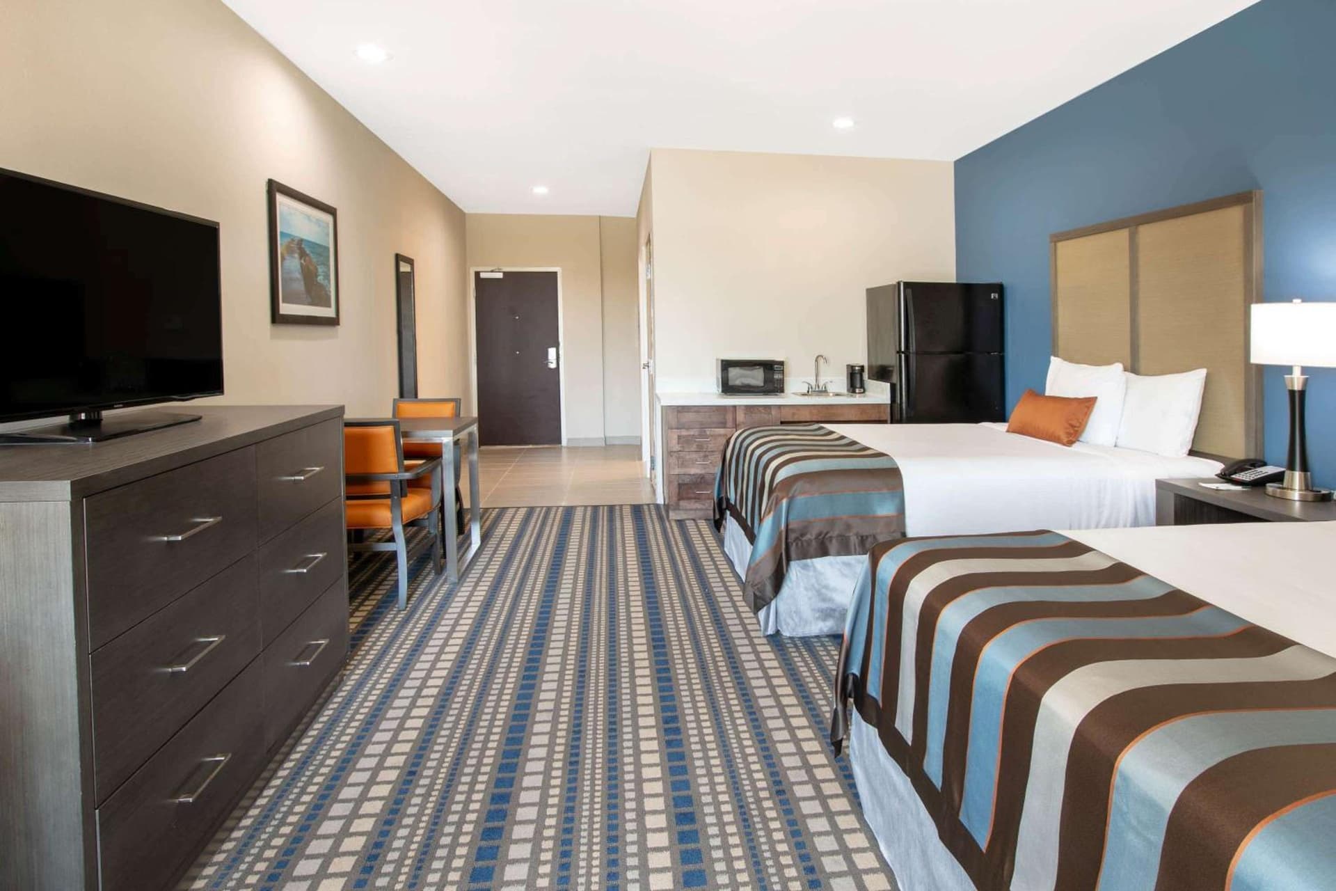Wingate by Wyndham Corpus Christi interior in Corpus Christi, TX — gallery photo 2