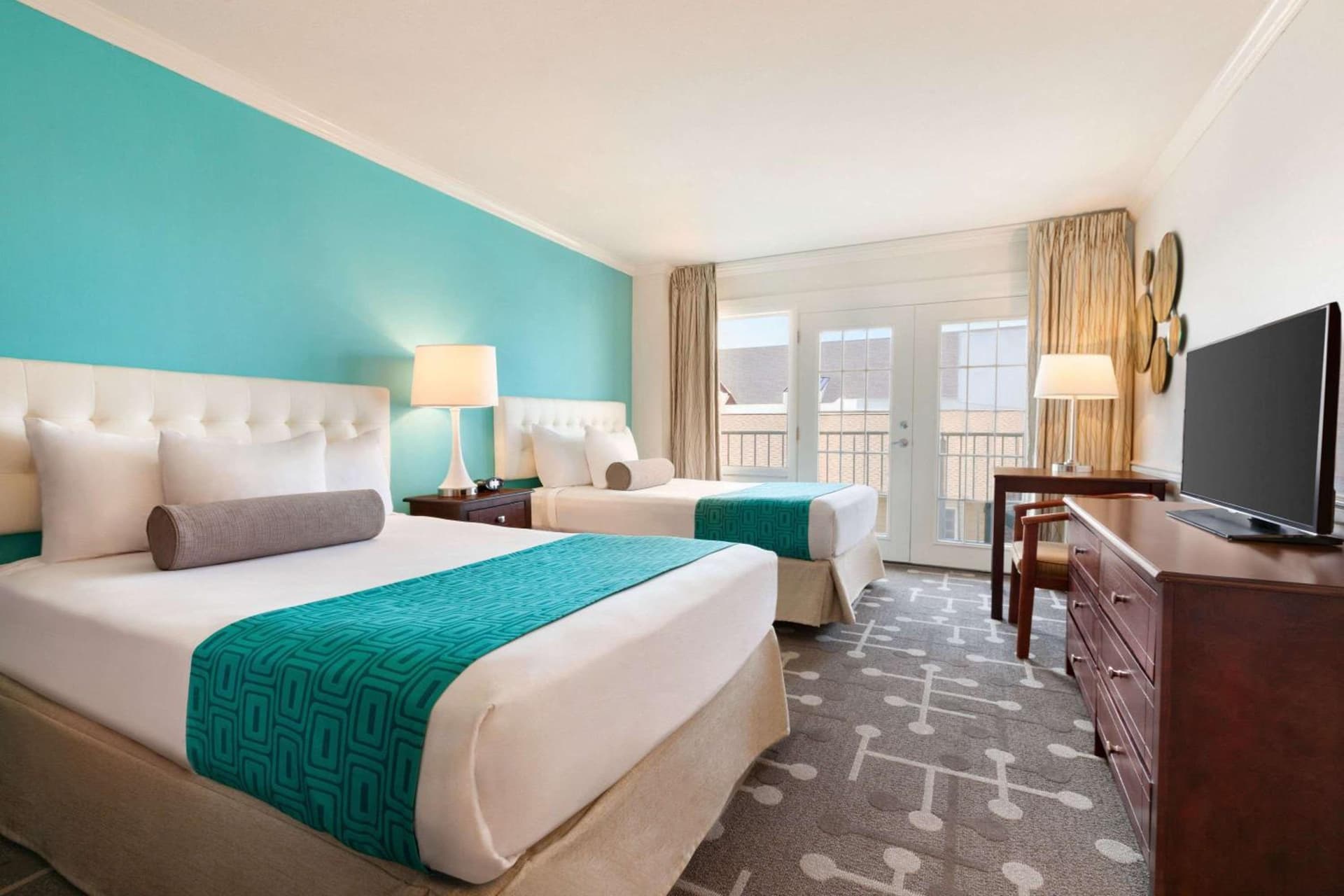 Howard Johnson Plaza by Wyndham Ocean City Oceanfront gallery photo in Ocean City, MD — image 13