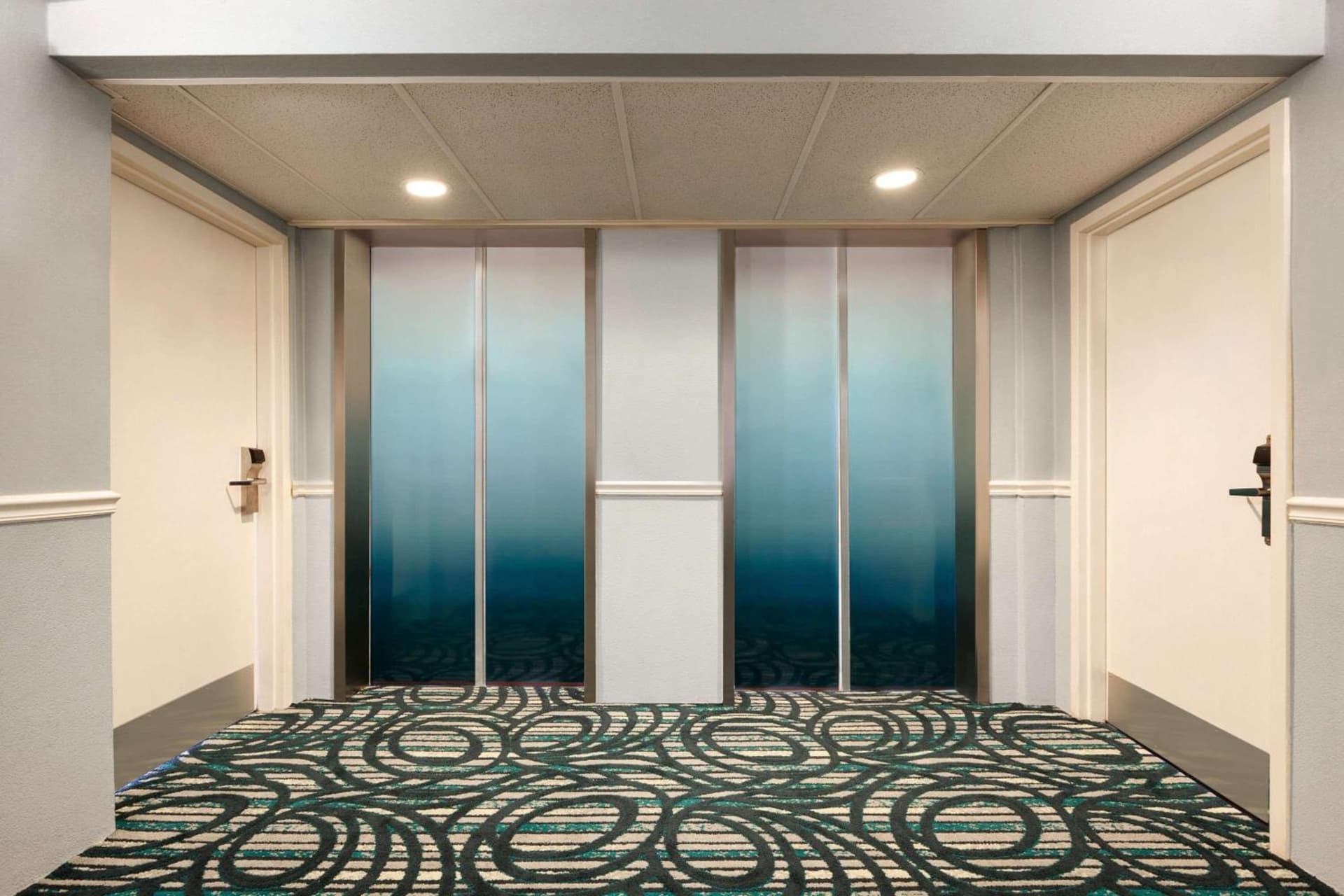Howard Johnson Plaza by Wyndham Ocean City Oceanfront gallery photo in Ocean City, MD — image 15