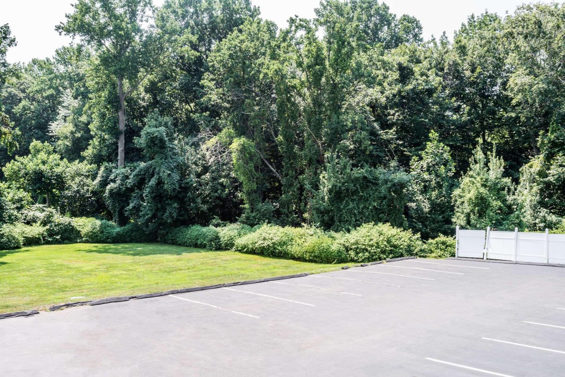Super 8 by Wyndham Old Saybrook gallery photo in Old Saybrook, CT — image 10