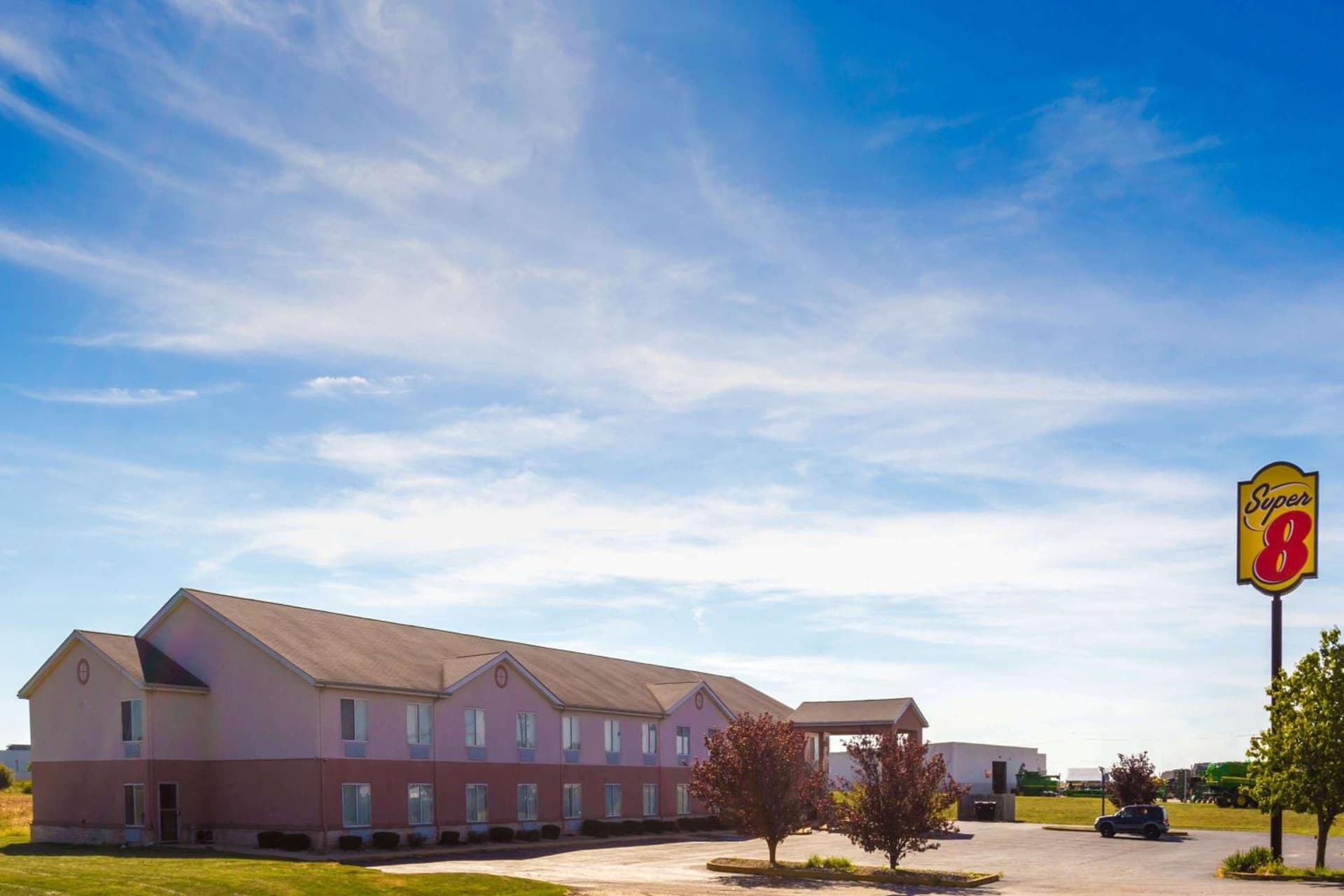 Super 8 by Wyndham Frankfort IN property views in Frankfort, IN — gallery photo 3