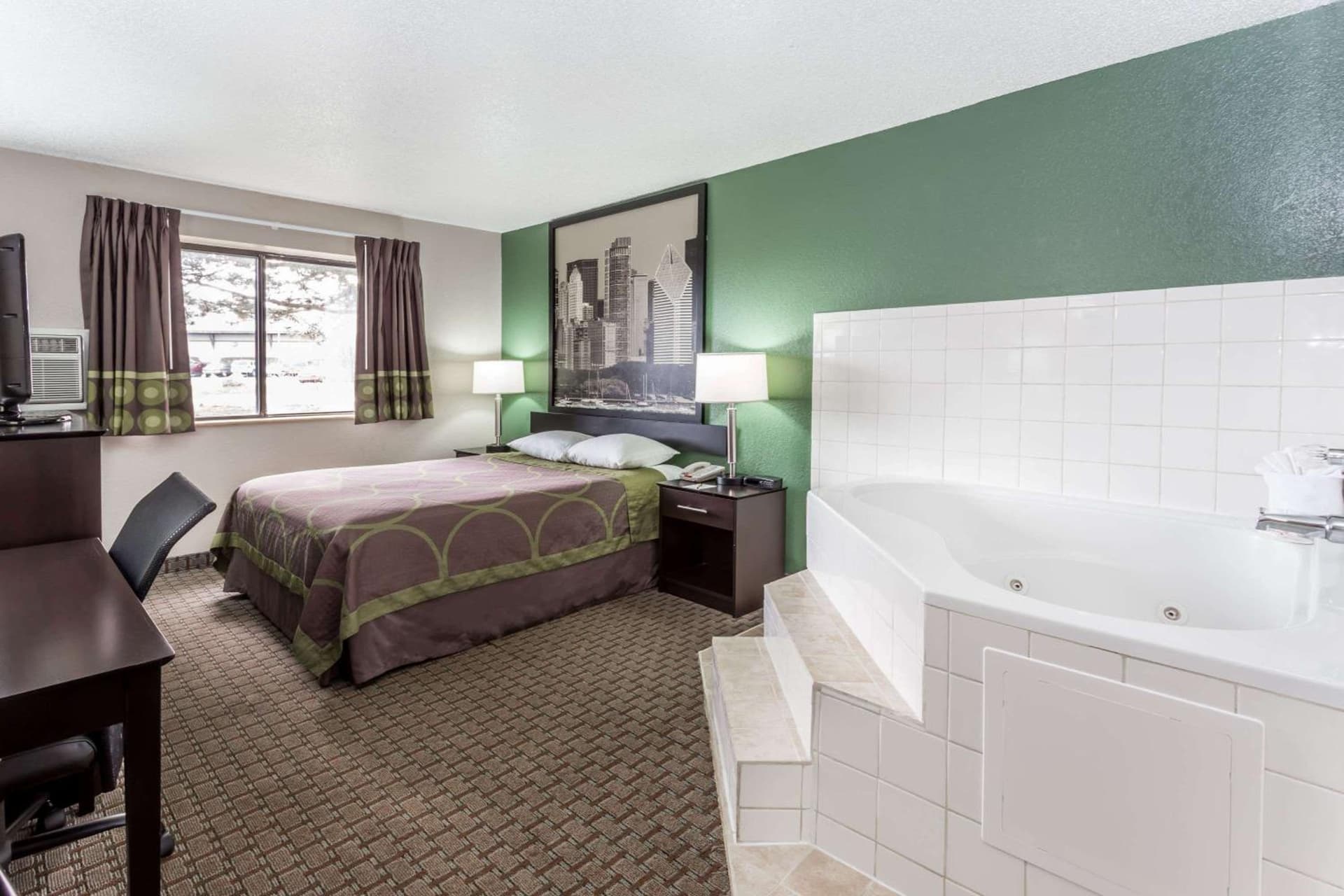 Super 8 by Wyndham Mundelein/Libertyville Area property views in Mundelein, IL — gallery photo 3