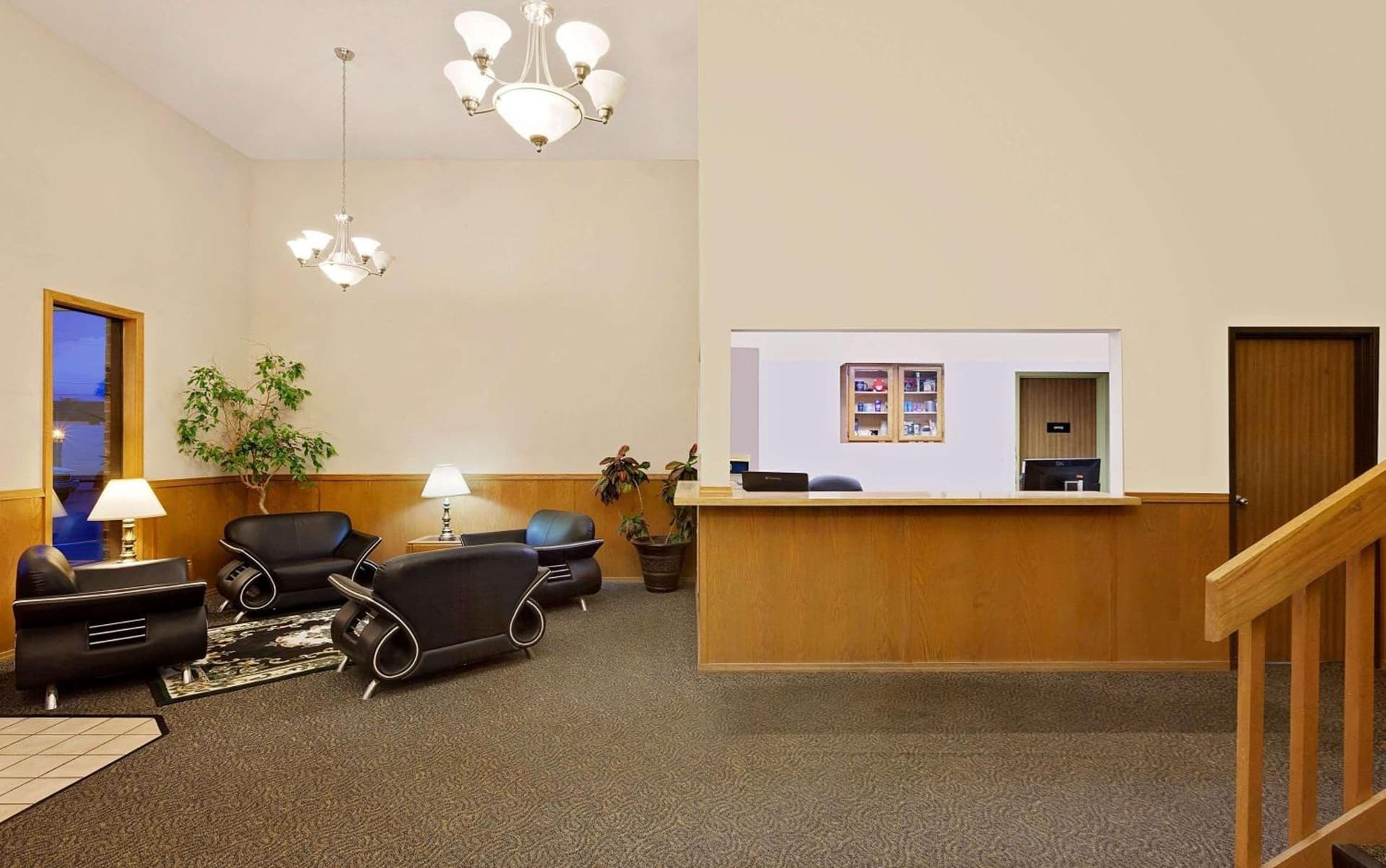 Super 8 by Wyndham Fayetteville gallery photo in Fayetteville, AR — image 10