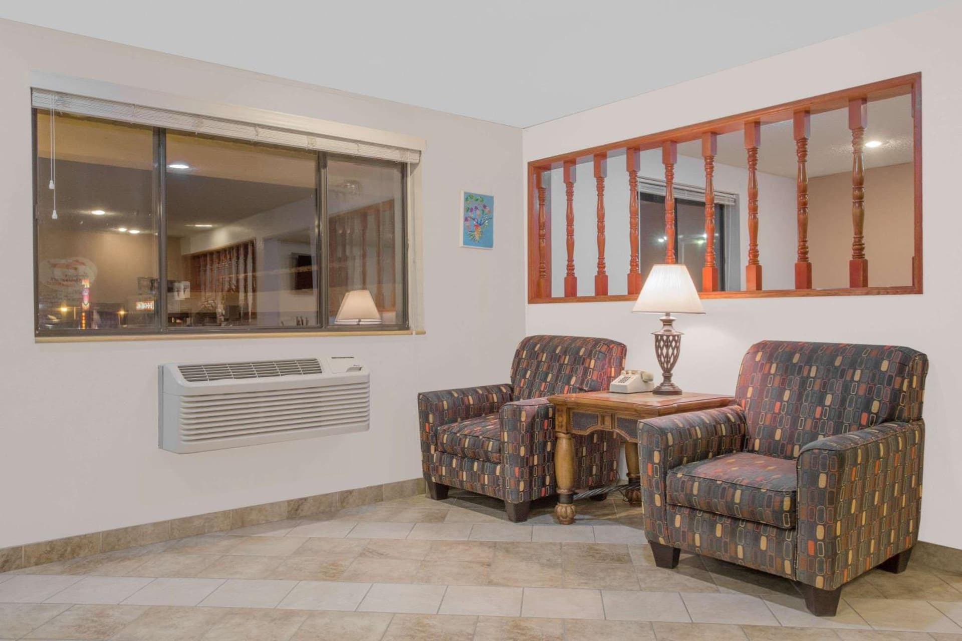 Super 8 by Wyndham Winnemucca NV property views in Winnemucca, NV — gallery photo 3