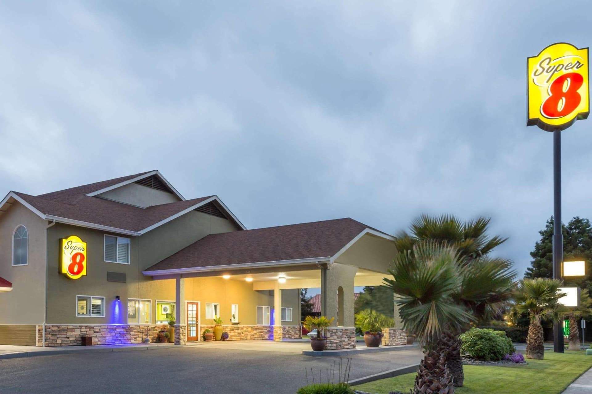 Super 8 by Wyndham Fortuna featured exterior or lobby in Fortuna, CA — similar hotel