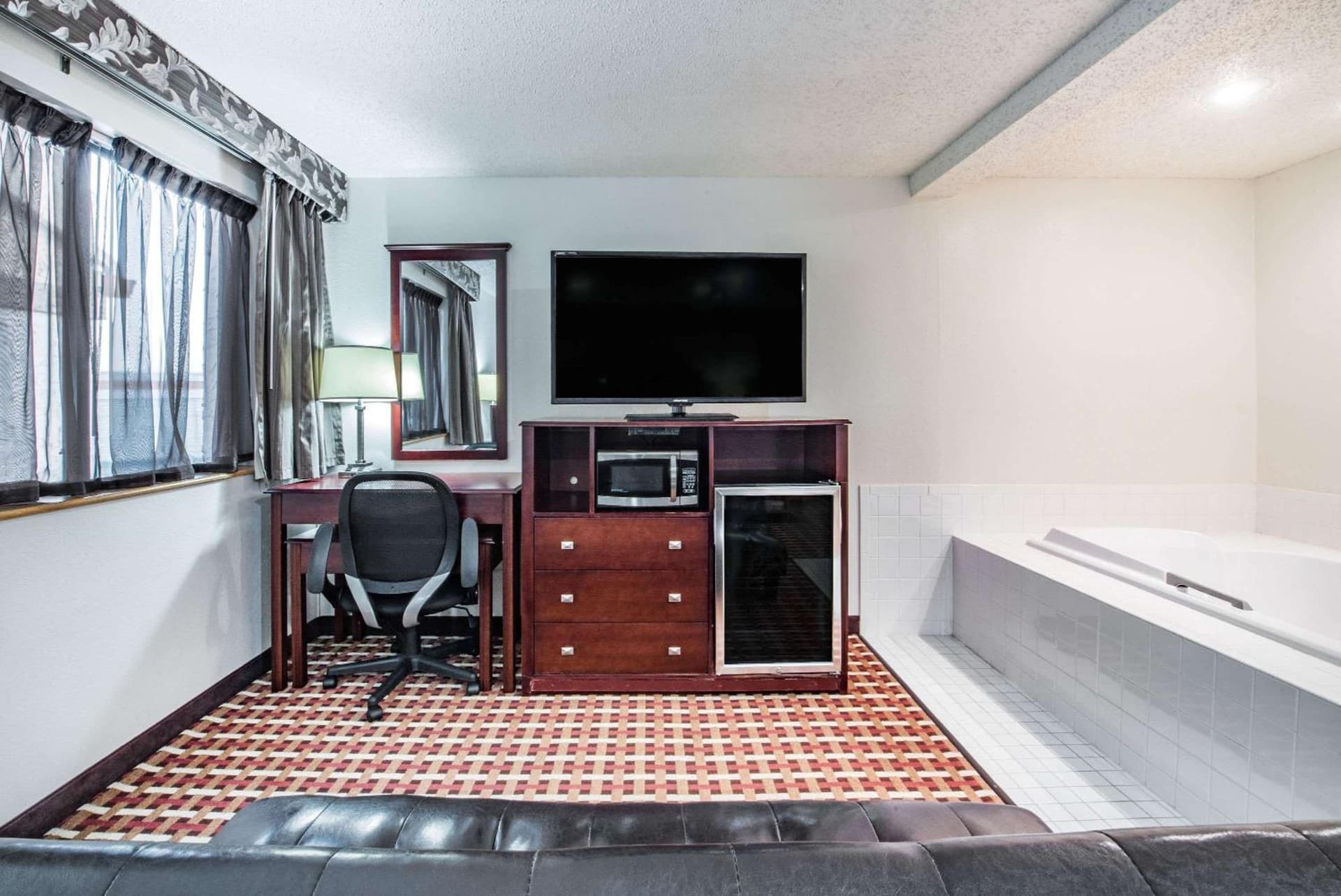 Super 8 by Wyndham Harlingen TX gallery photo in Harlingen, TX — image 17