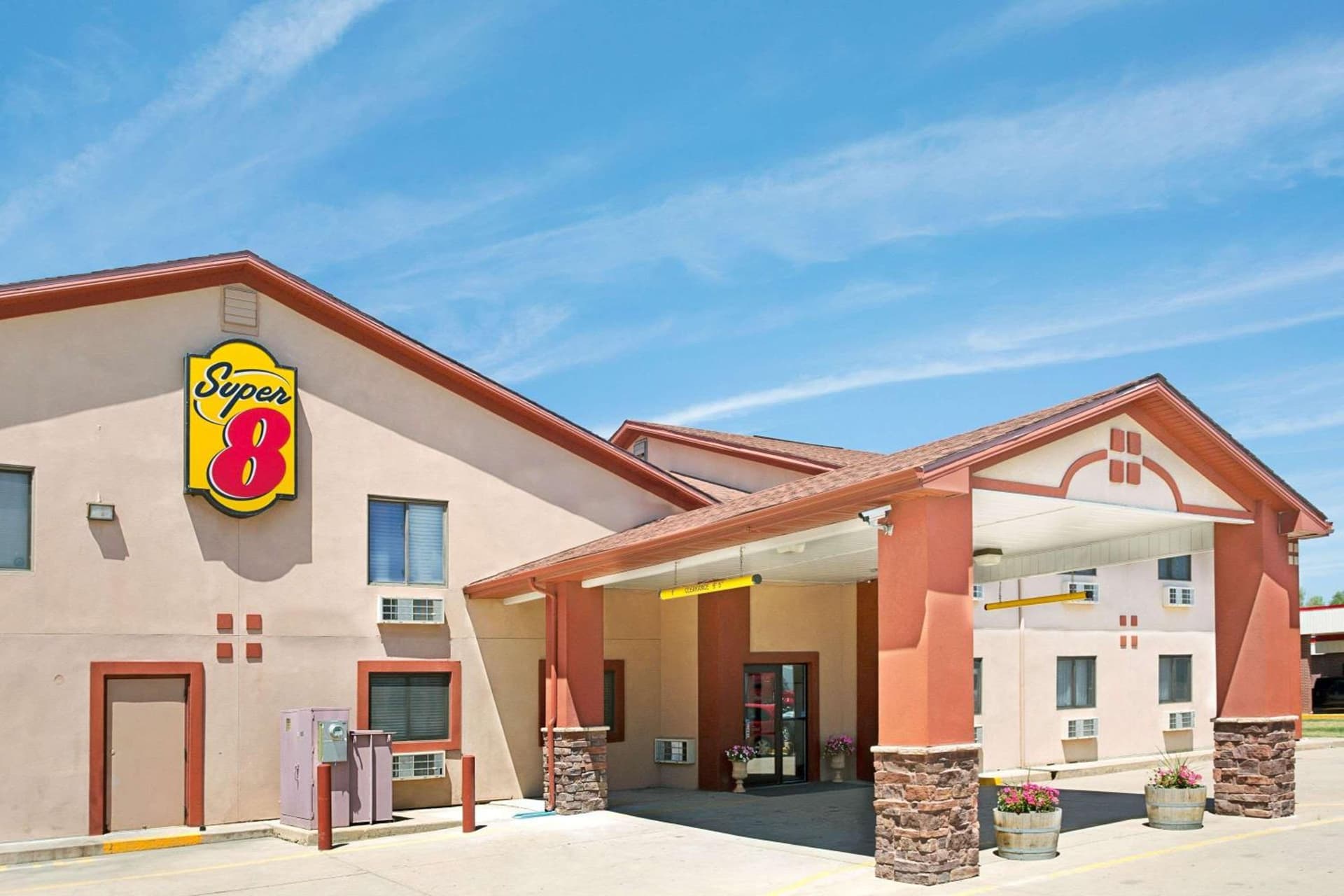 Super 8 by Wyndham Longmont/Del Camino featured exterior or lobby in Longmont, CO — similar hotel