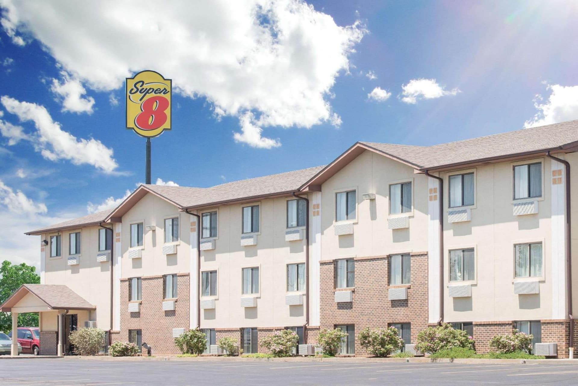 Super 8 by Wyndham Abilene KS — hotel in Abilene, Kansas