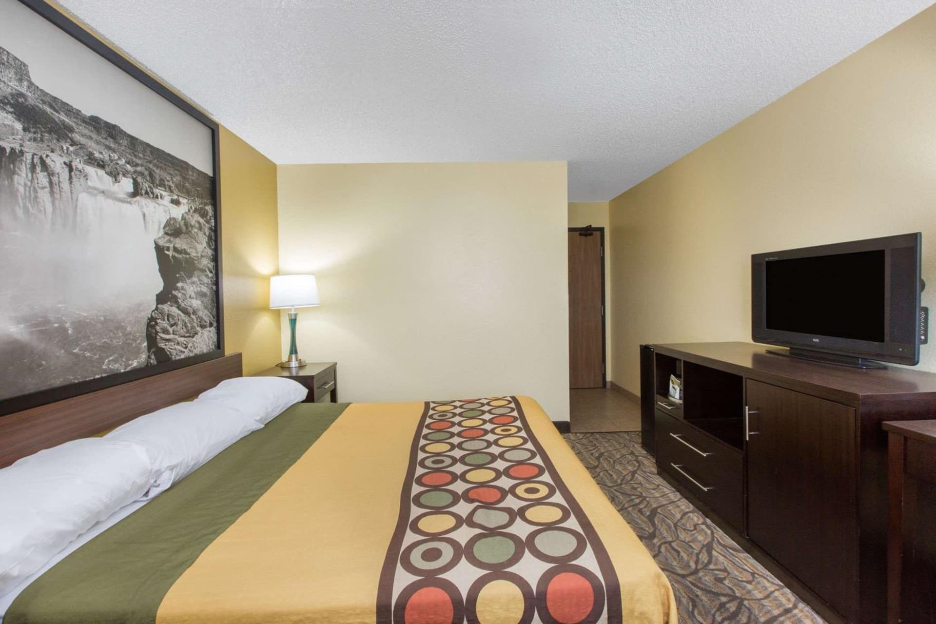 Super 8 by Wyndham Nampa gallery photo in Nampa, ID — image 5