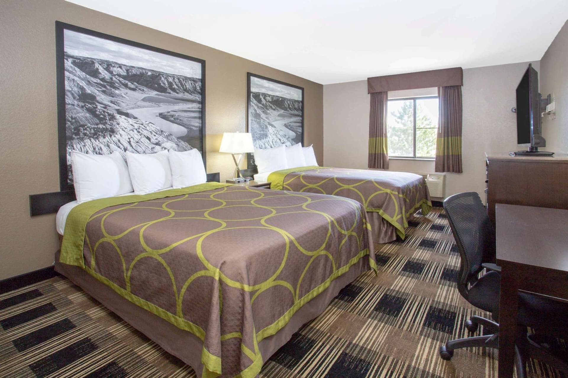 Super 8 by Wyndham Billings gallery photo in Billings, MT — image 40