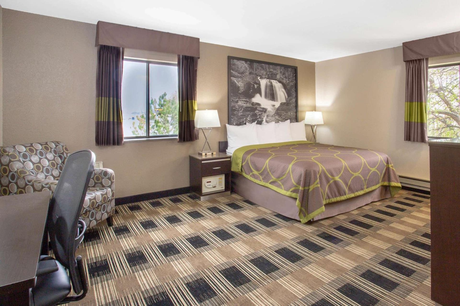 Super 8 by Wyndham Billings gallery photo in Billings, MT — image 31