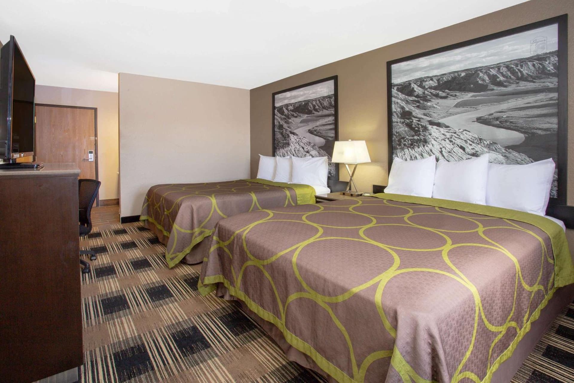 Super 8 by Wyndham Billings gallery photo in Billings, MT — image 20