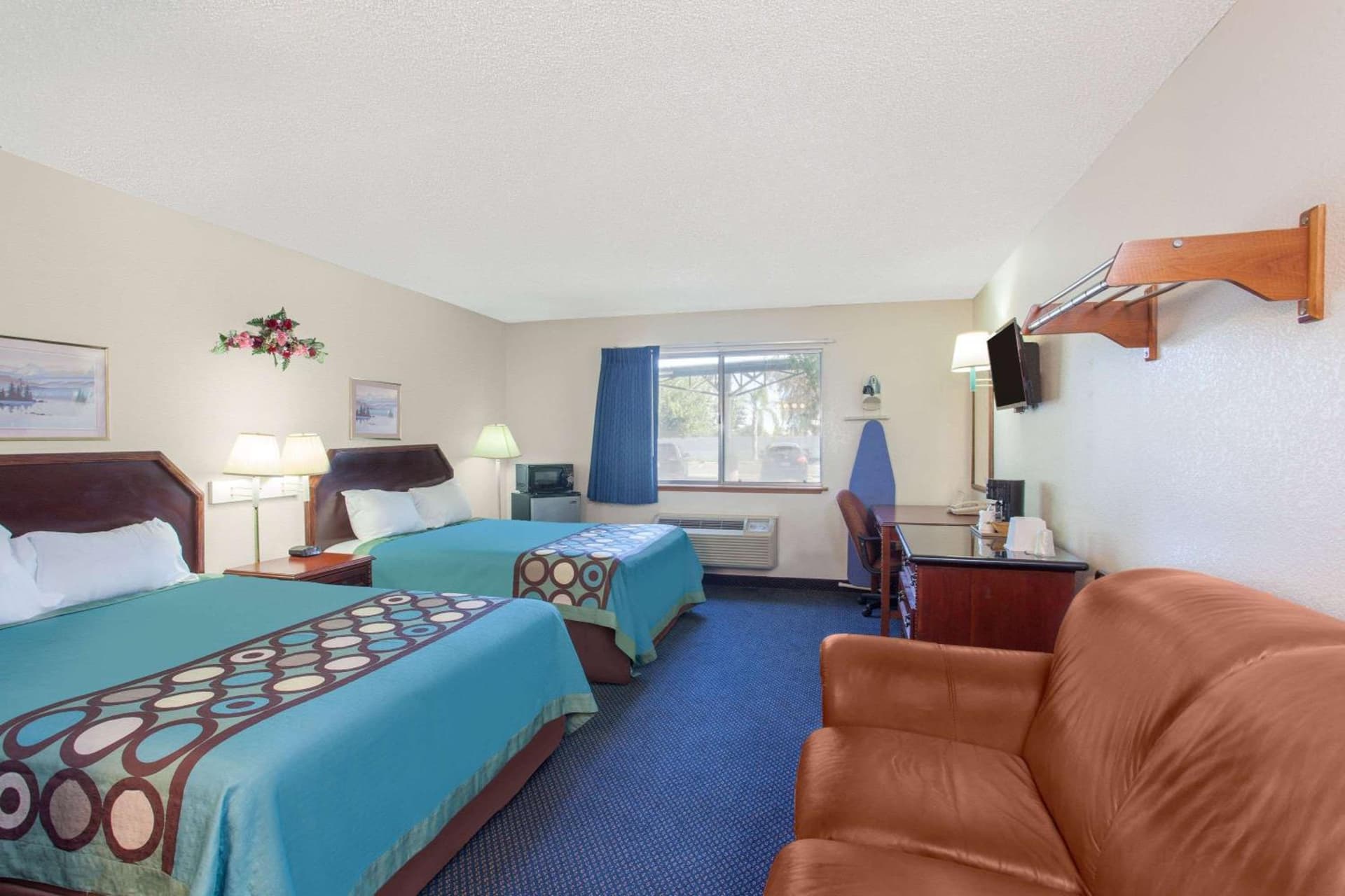 Super 8 by Wyndham Selma/Fresno Area gallery photo in Selma, CA — image 10