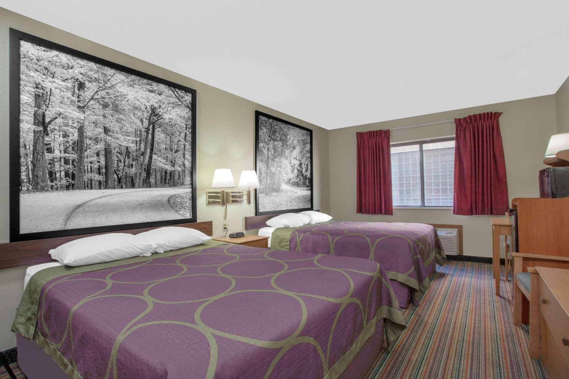 Super 8 by Wyndham Evansville East gallery photo in Evansville, IN — image 18