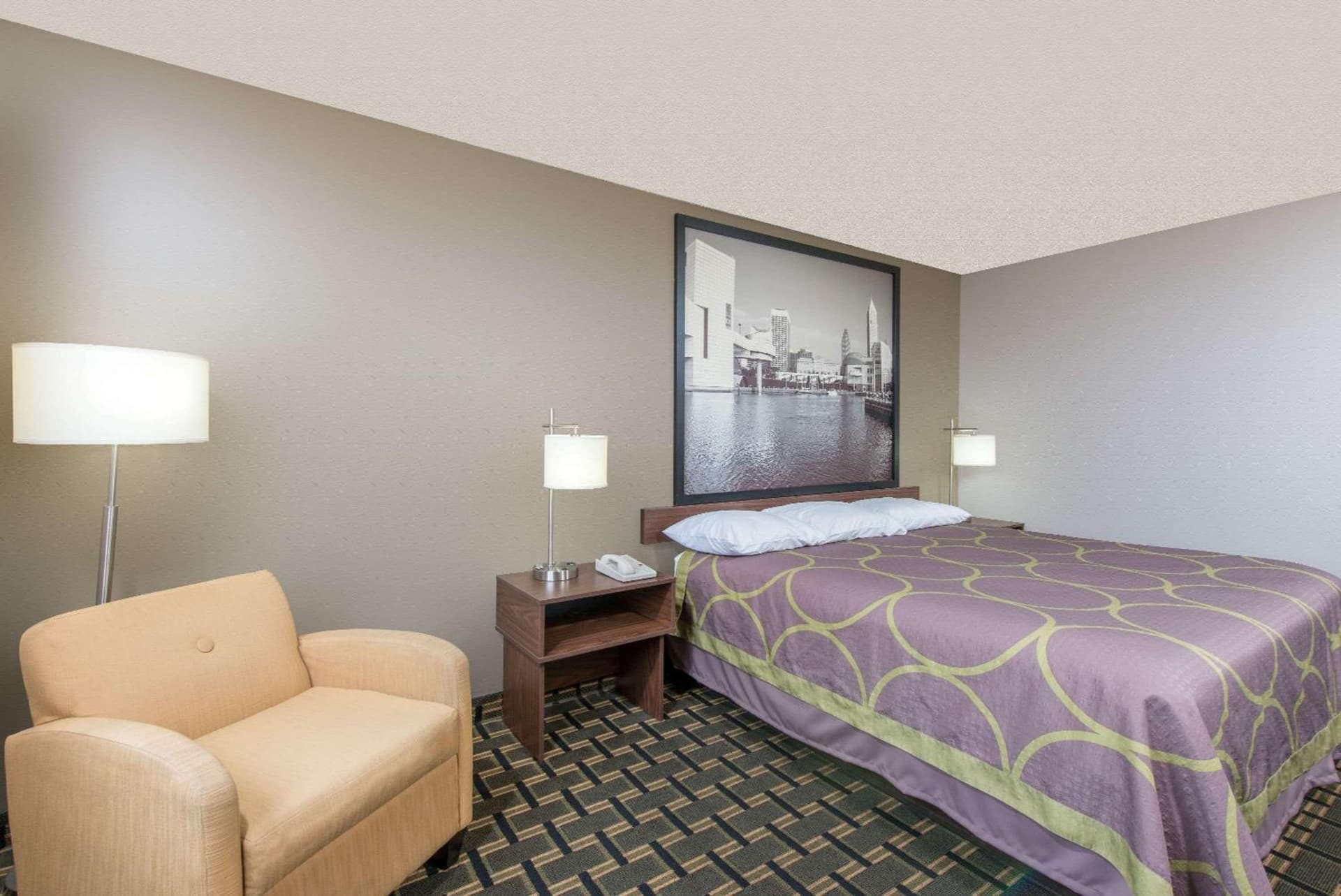 Super 8 by Wyndham Youngstown/Austintown gallery photo in Youngstown, OH — image 16