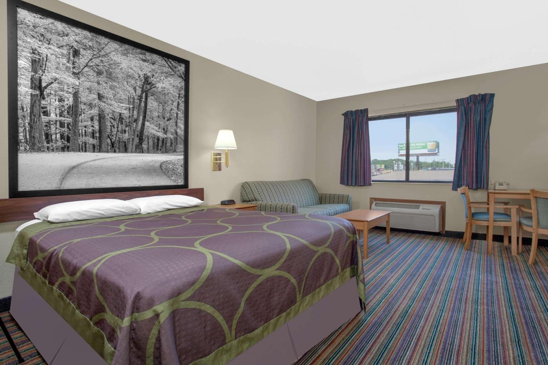Super 8 by Wyndham Evansville East property views in Evansville, IN — gallery photo 3