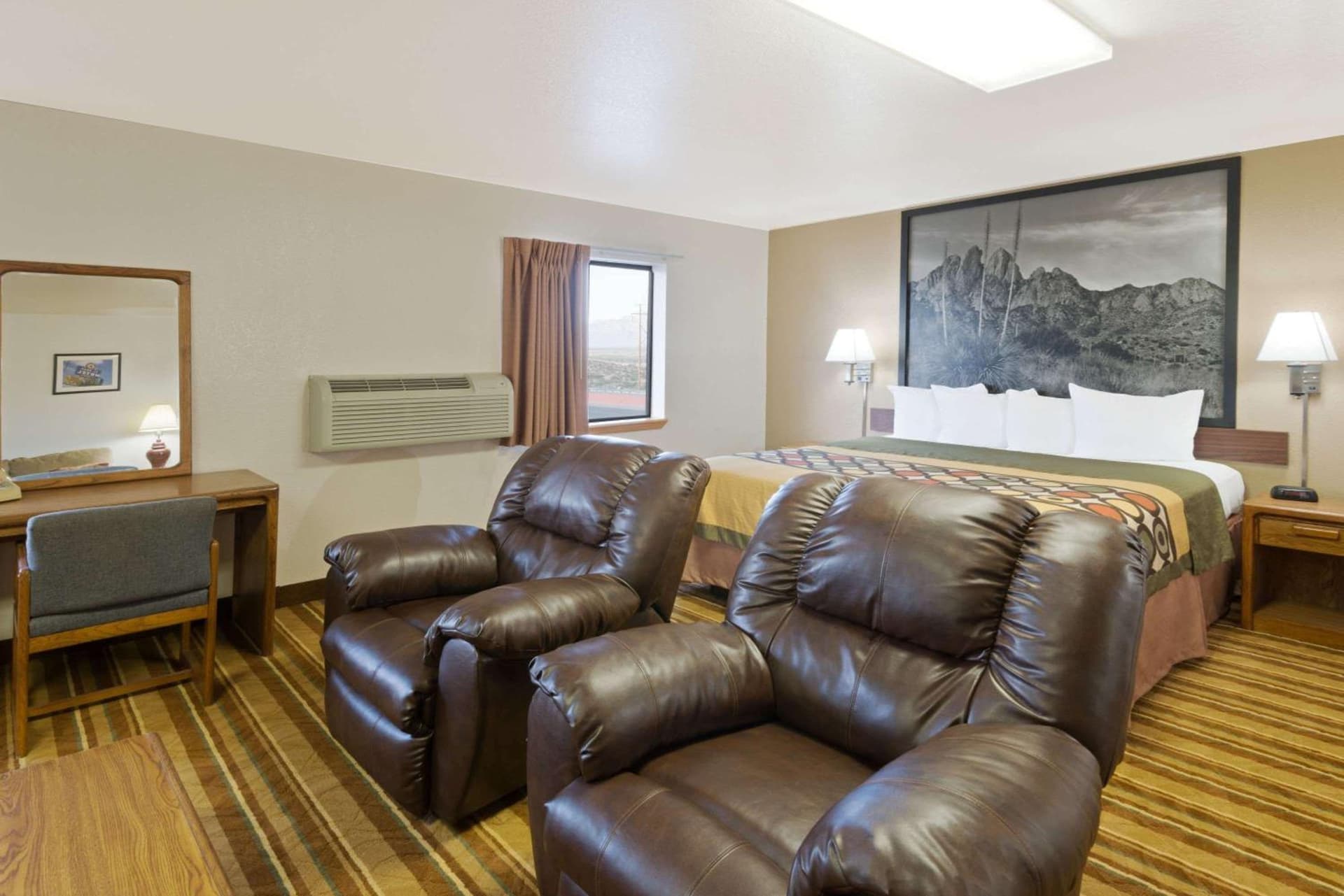Super 8 by Wyndham Las Cruces/White Sands Area gallery photo in Las Cruces, NM — image 7