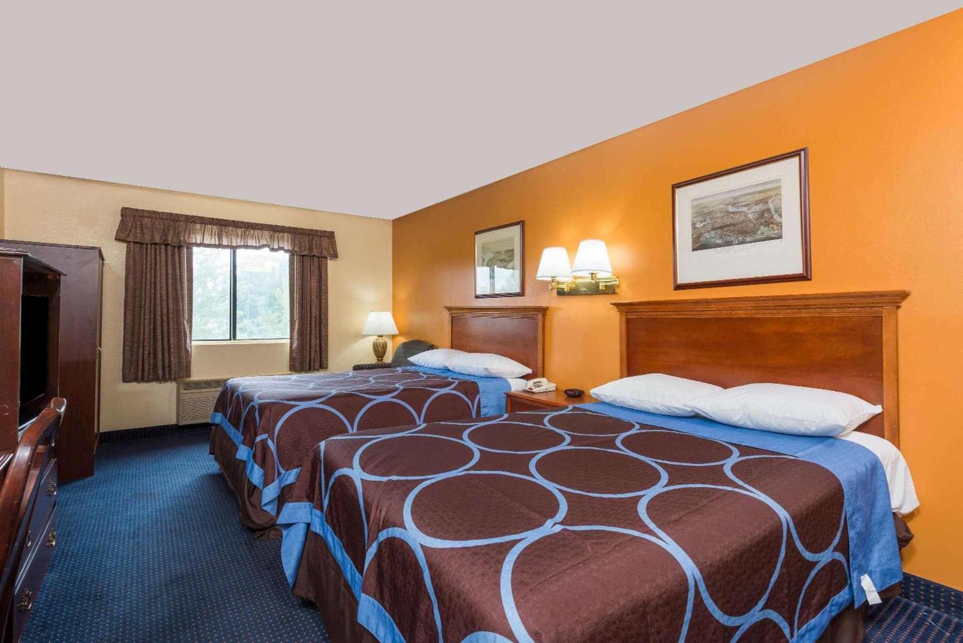 Super 8 by Wyndham Hartford gallery photo in Hartford, CT — image 20