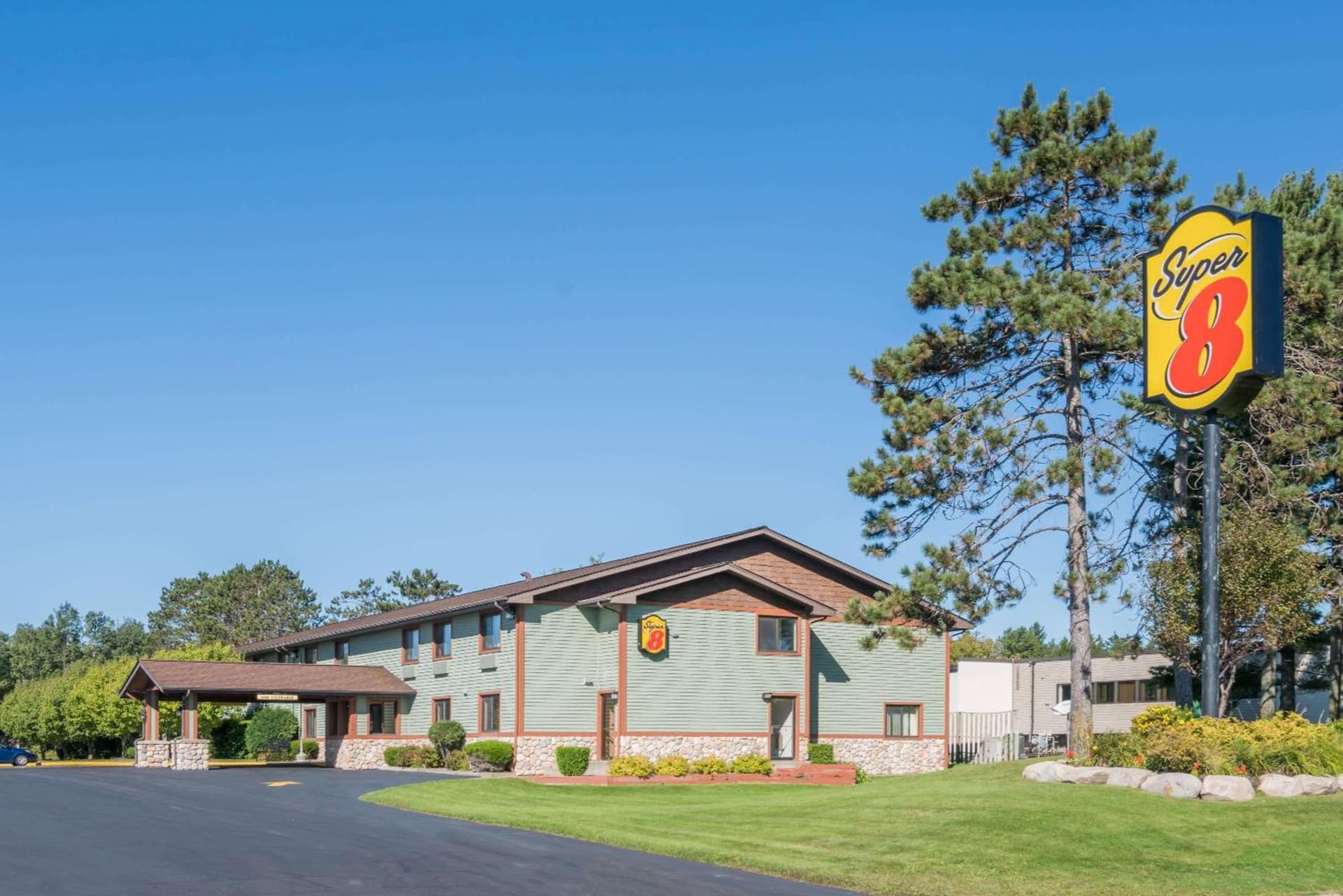 Super 8 by Wyndham Baxter/Brainerd Area featured exterior or lobby in Baxter, MN — similar hotel