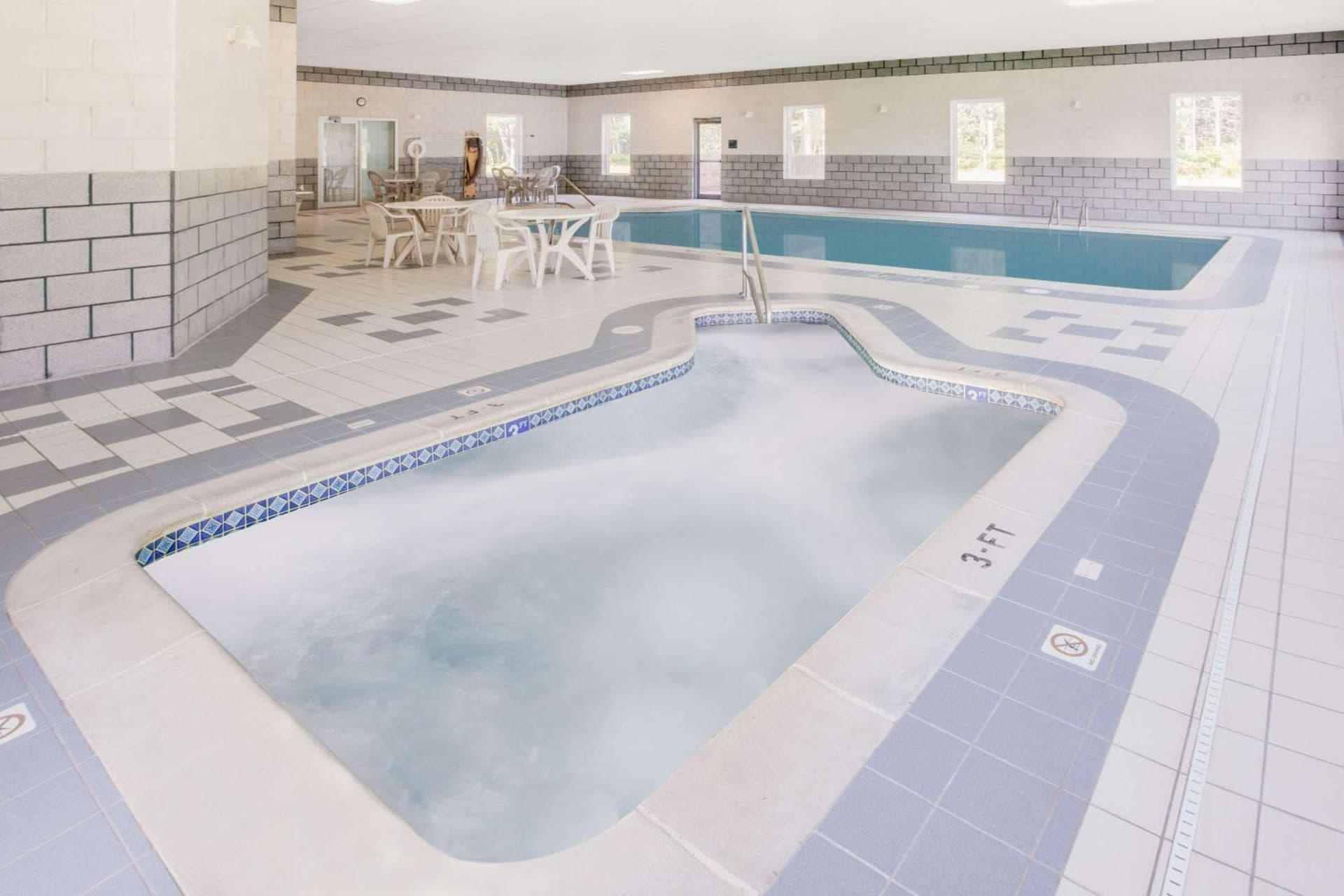 Super 8 by Wyndham Grayling property views in Grayling, MI — gallery photo 3