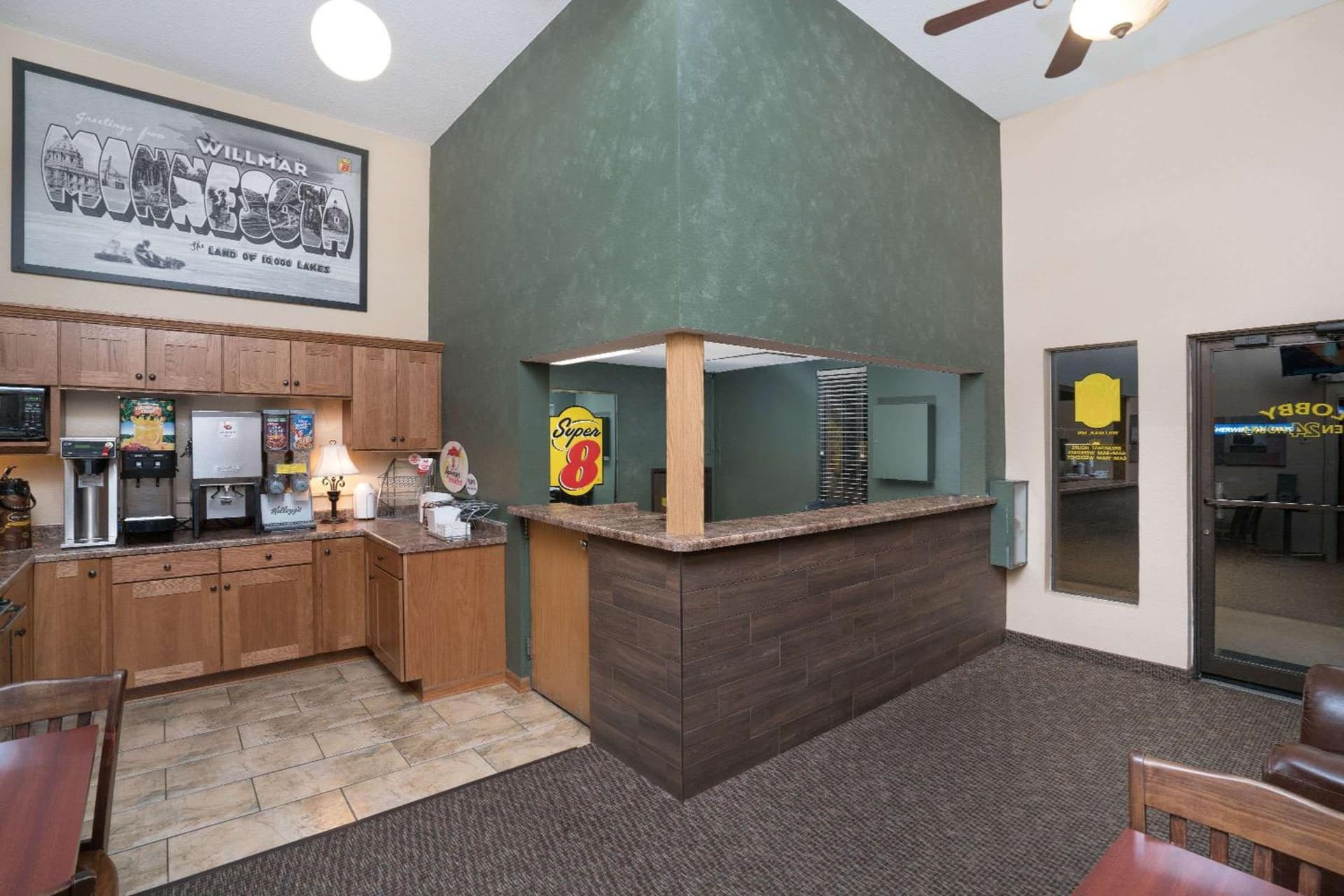 Super 8 by Wyndham Willmar property views in Willmar, MN — gallery photo 3