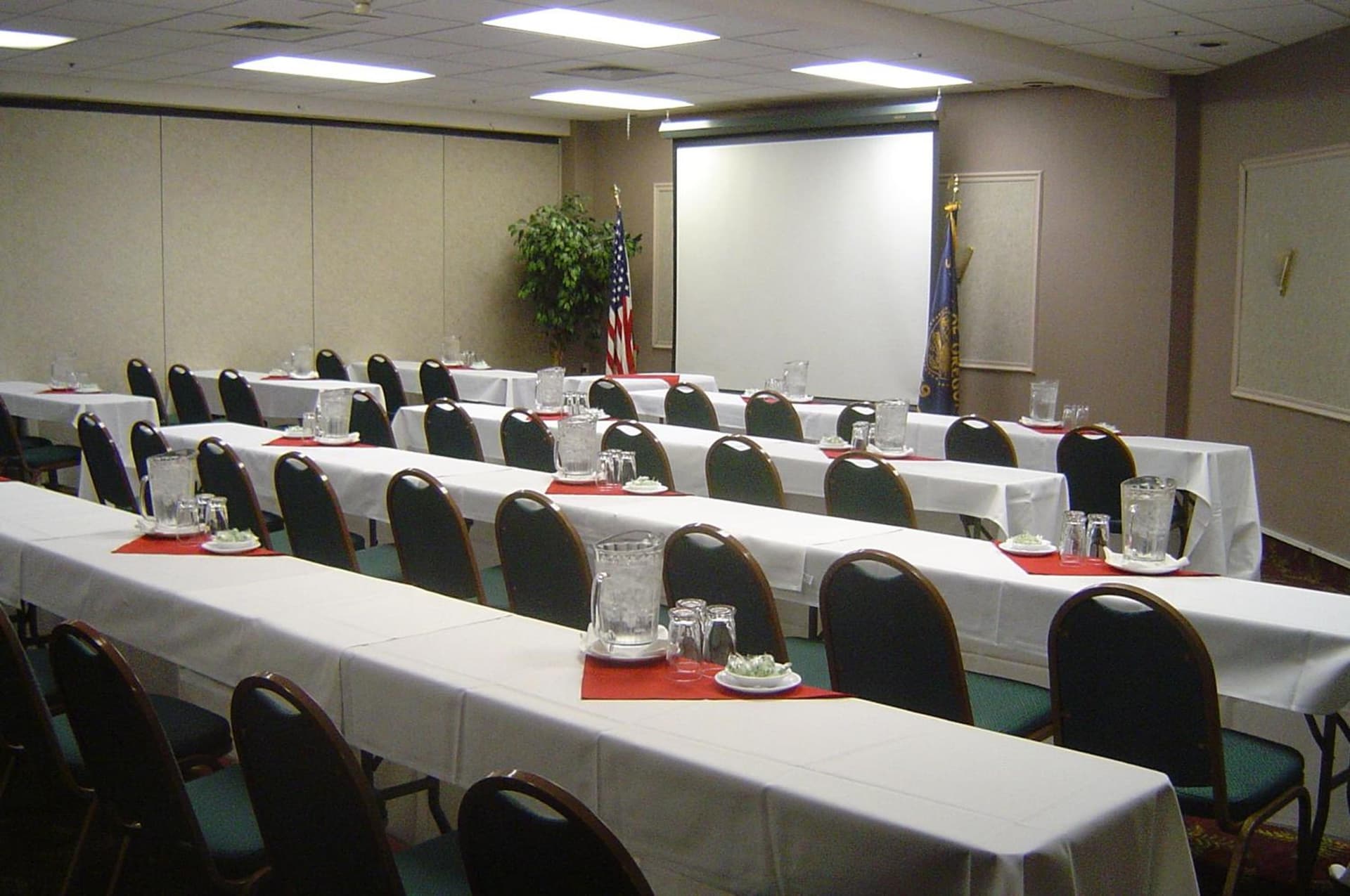 Rogue Regency Inn Medford Airport gallery photo in Medford, OR — image 14